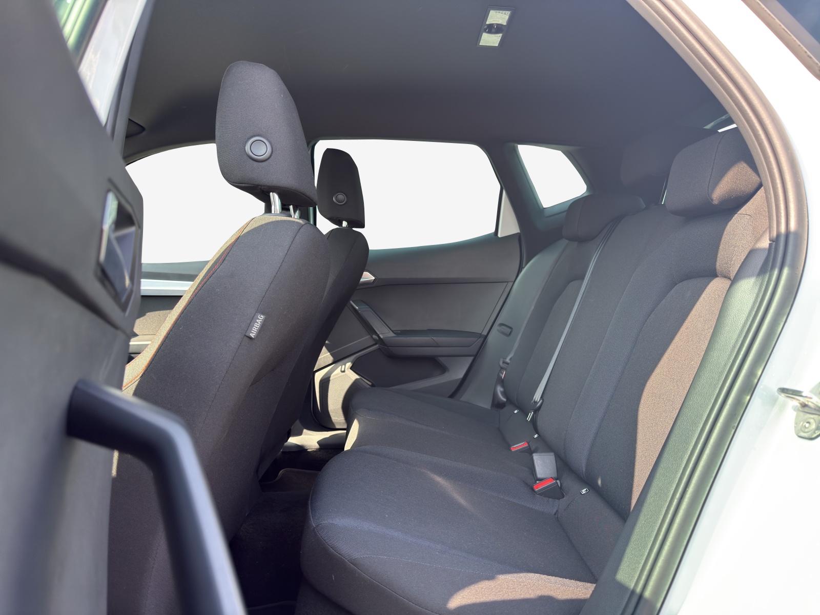 SEAT Arona 1.0 TSI Eco FR DSG-image-11