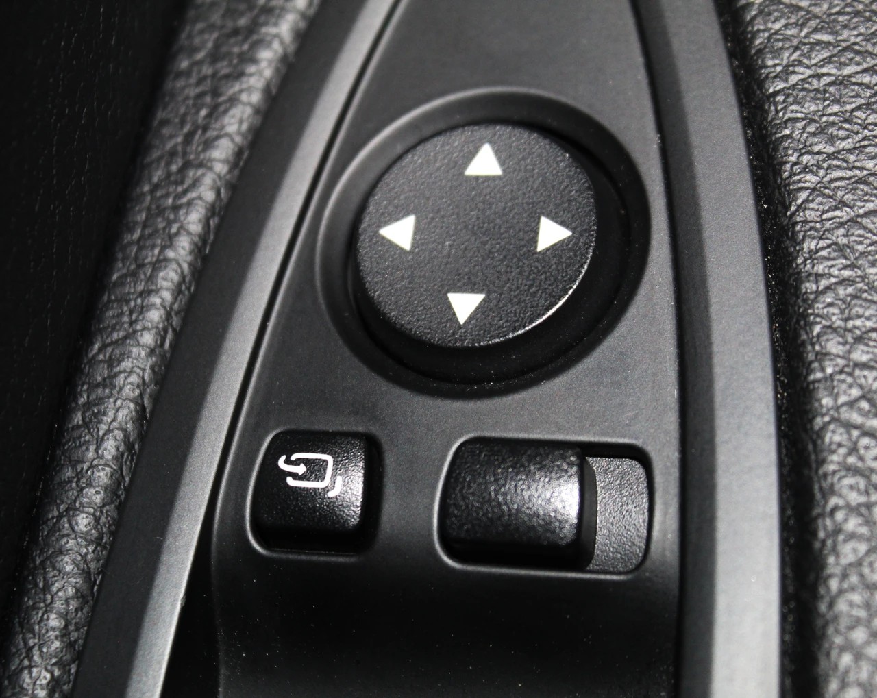 BMW M240i xDrive Steptronic / CH-Fahrzeug-image-20