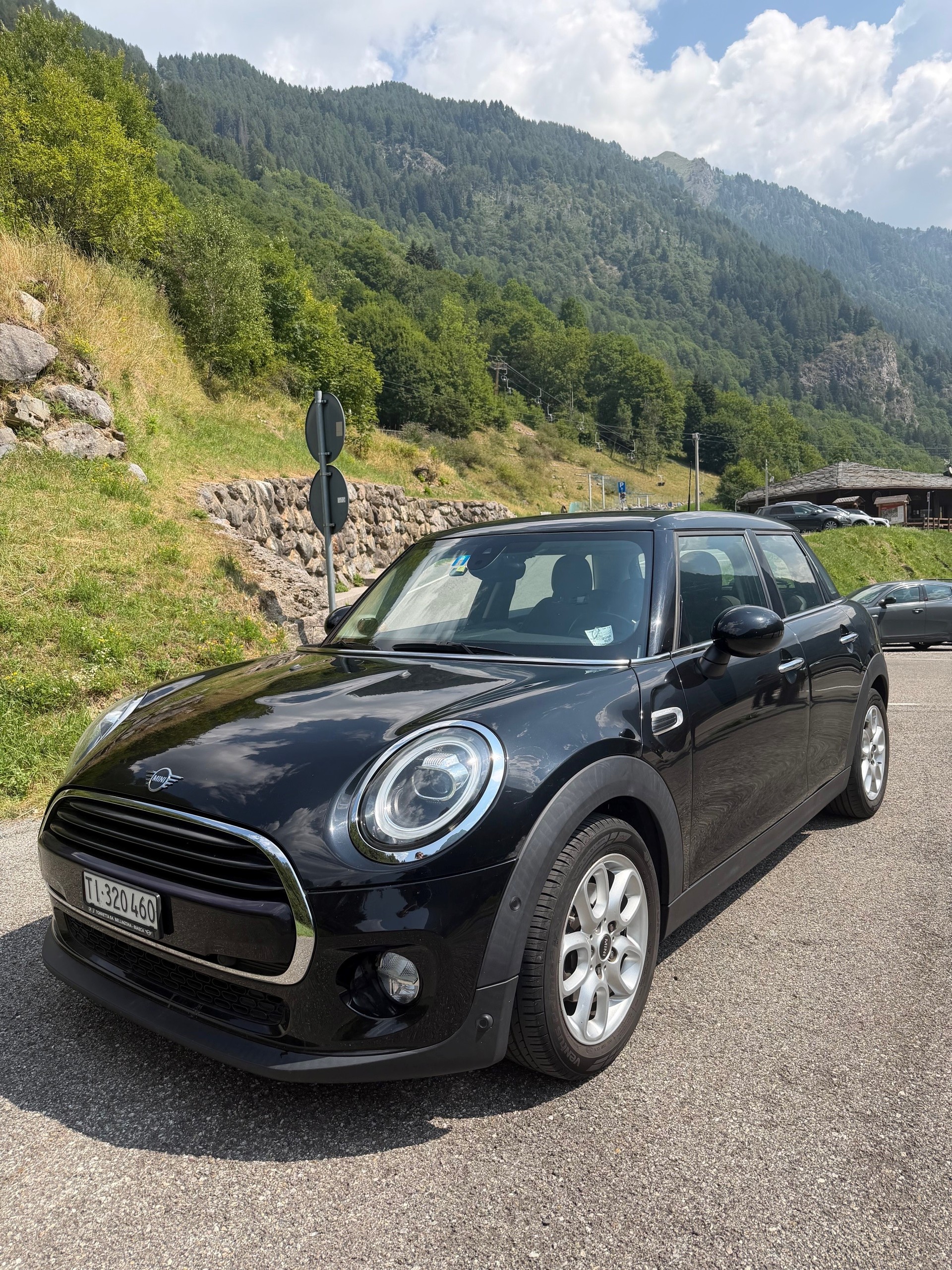 MINI 1.5i Cooper-image-0