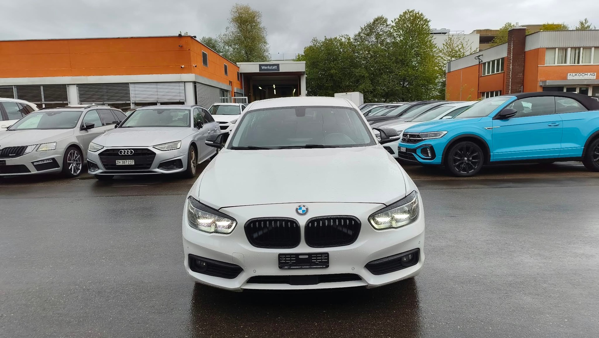 BMW 118i Steptronic-image-10