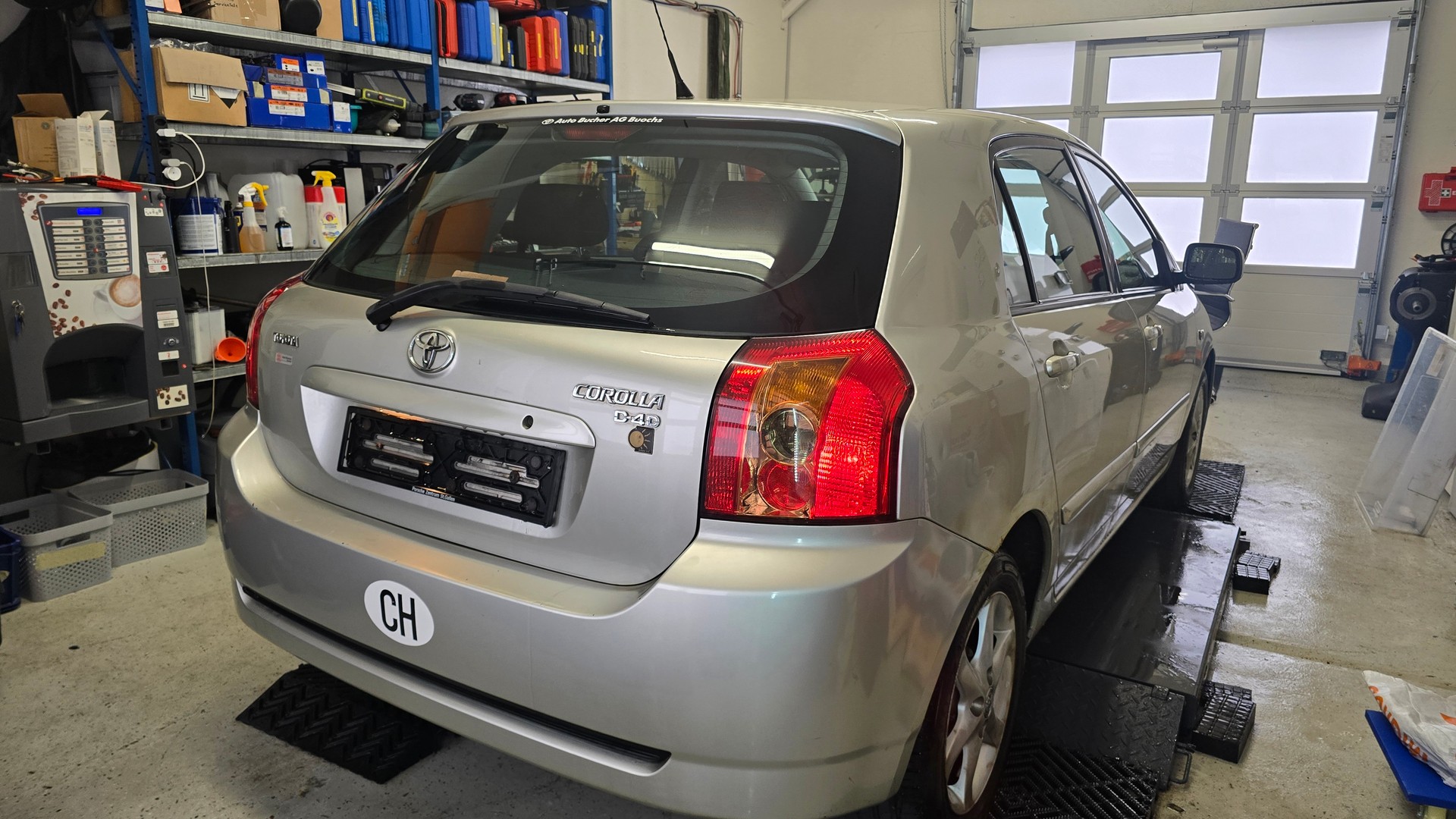 TOYOTA Corolla 2.0 D4D Linea Terra-image-3