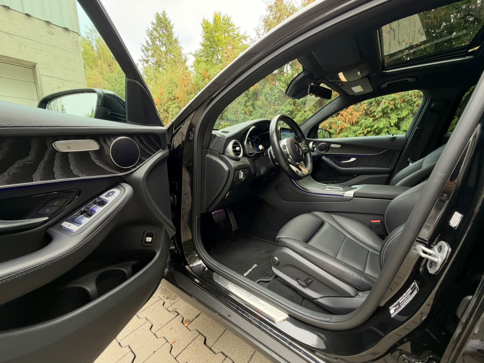 MERCEDES-BENZ GLC Coupé 300 d AMG Line 4Matic 9G-Tronic-image-9