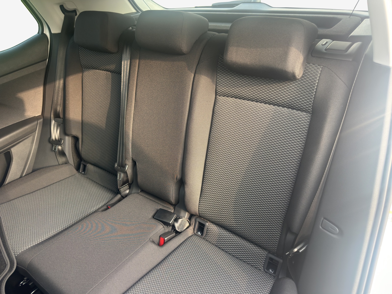 VW T-Cross 1.0 TSI Trend-image-11