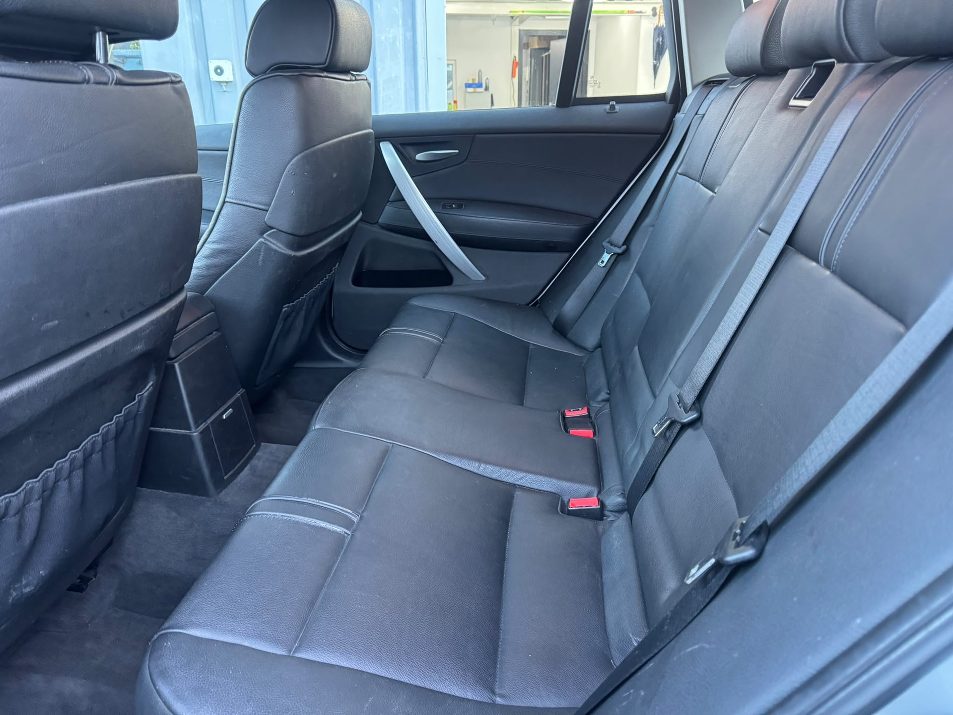 BMW X3 xDrive 30i (3.0si)-image-13