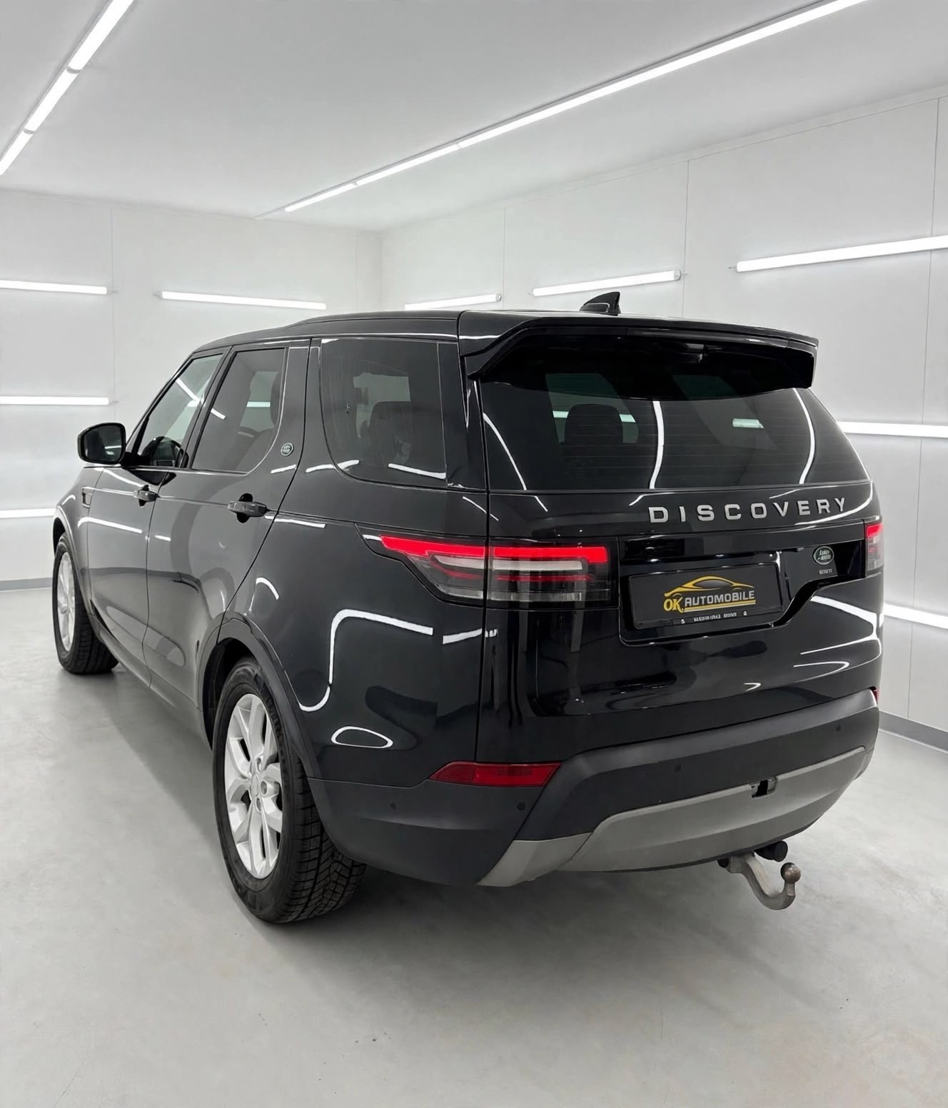 LAND ROVER Discovery 3.0 SDV6 HSE Automatic-image-1