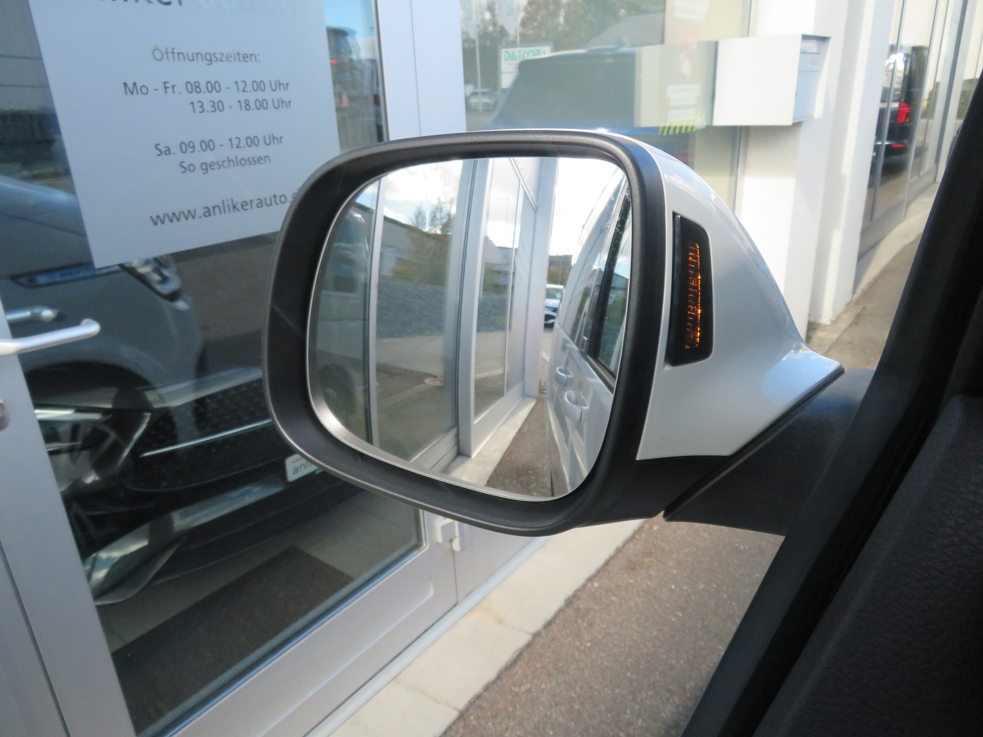 VW T6.1 Multivan 2.0 Bi-TDI Generation Six 4Motion DSG-image-7
