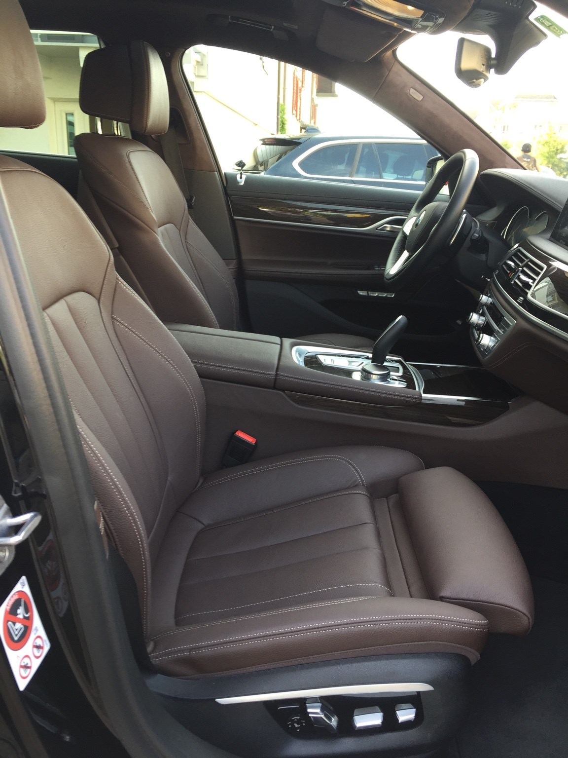 BMW 730Ld xDrive Steptronic-image-12