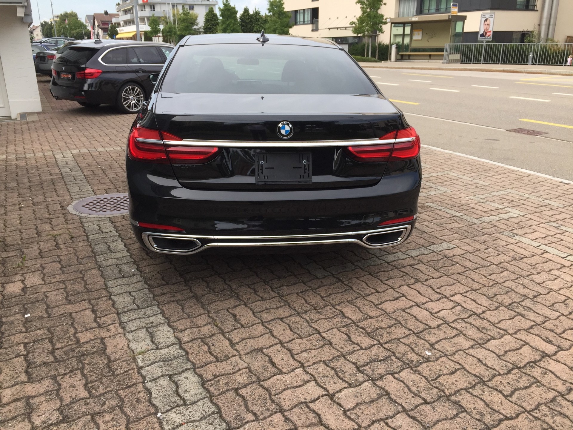 BMW 730Ld xDrive Steptronic-image-2