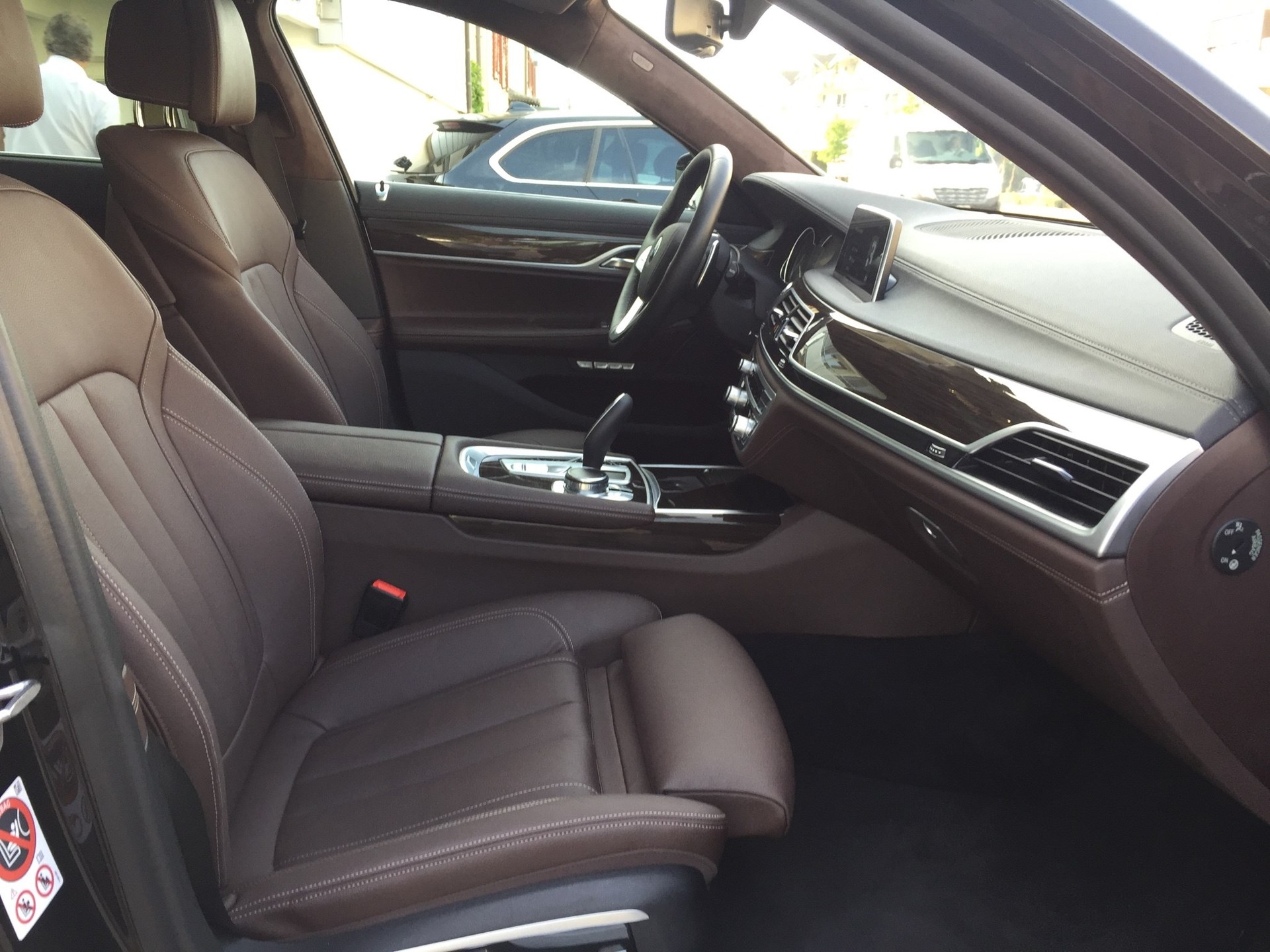 BMW 730Ld xDrive Steptronic-image-8