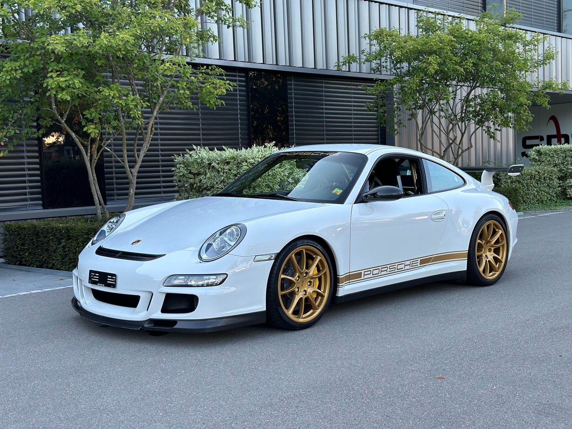 PORSCHE 911 GT3 RS-image-0