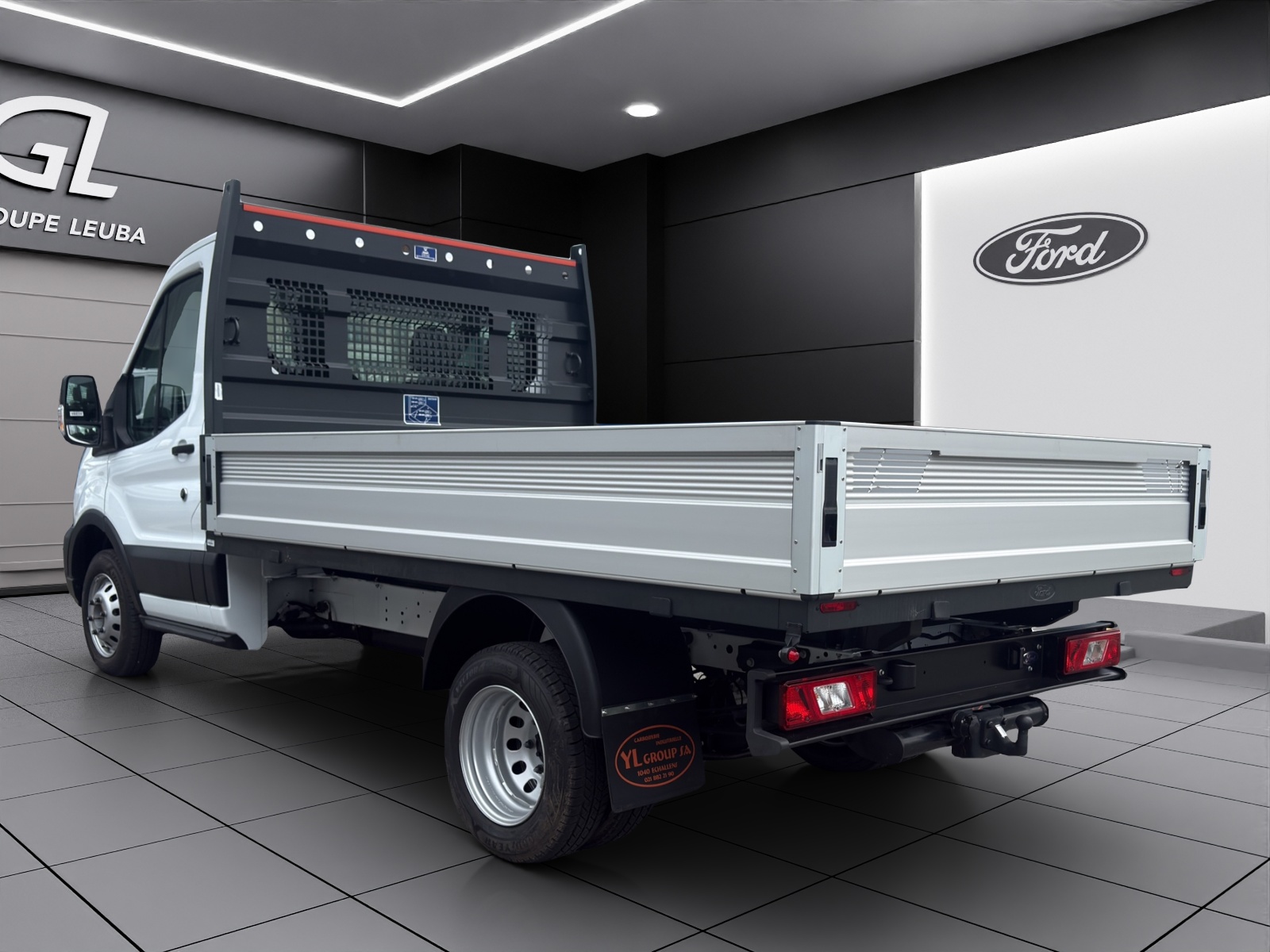 FORD Transit 470 L2 Trend 2.0 TDCi 170 RWD-showroom-element-3