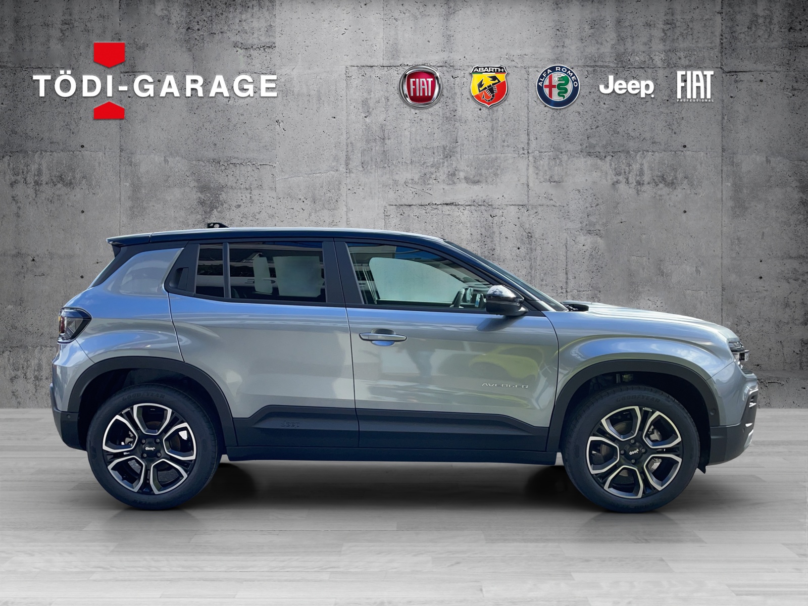JEEP Avenger Summit-image-6