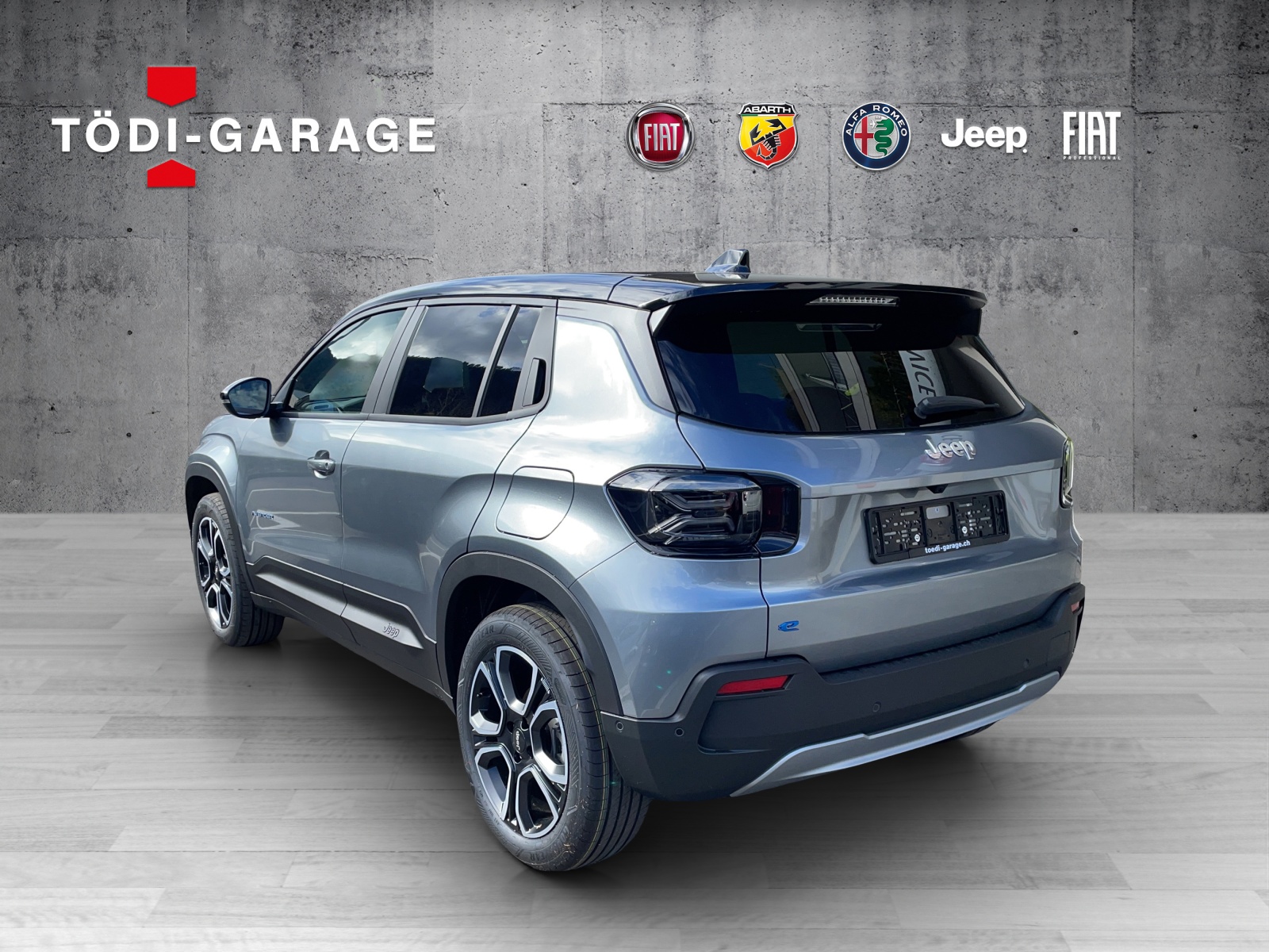 JEEP Avenger Summit-image-3