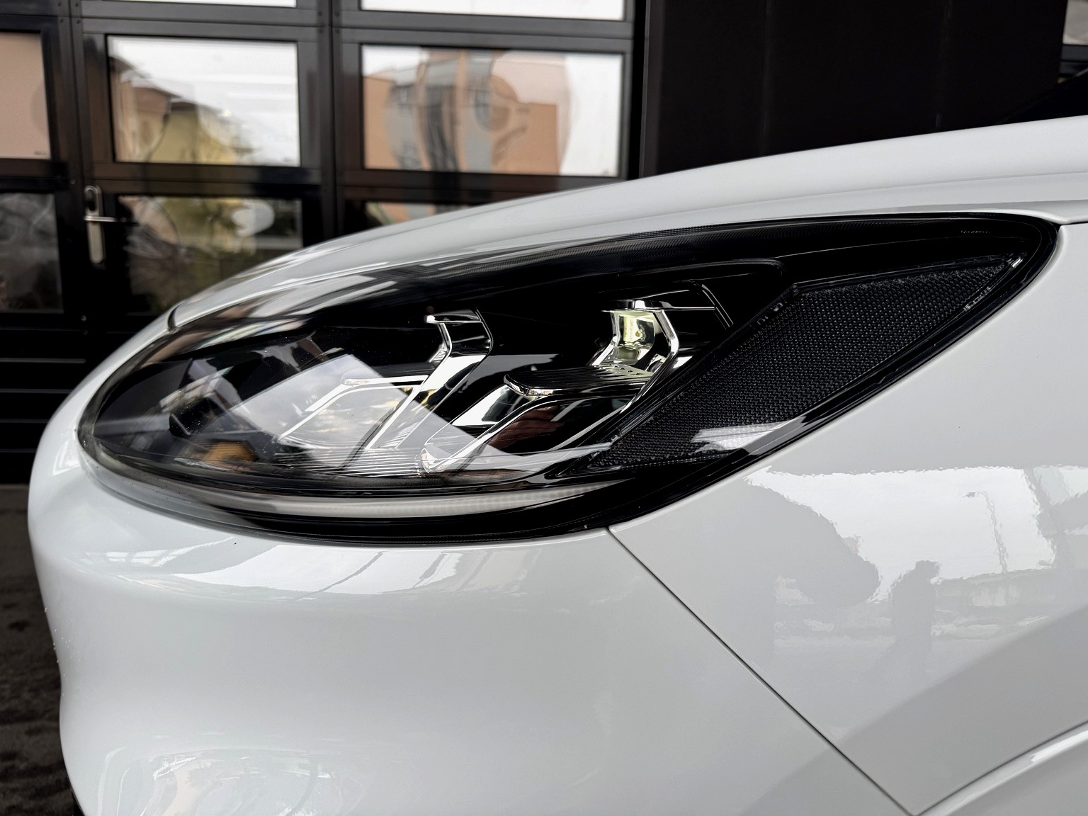 FORD Kuga 2.5 PHEV ST-Line 2WD-image-7