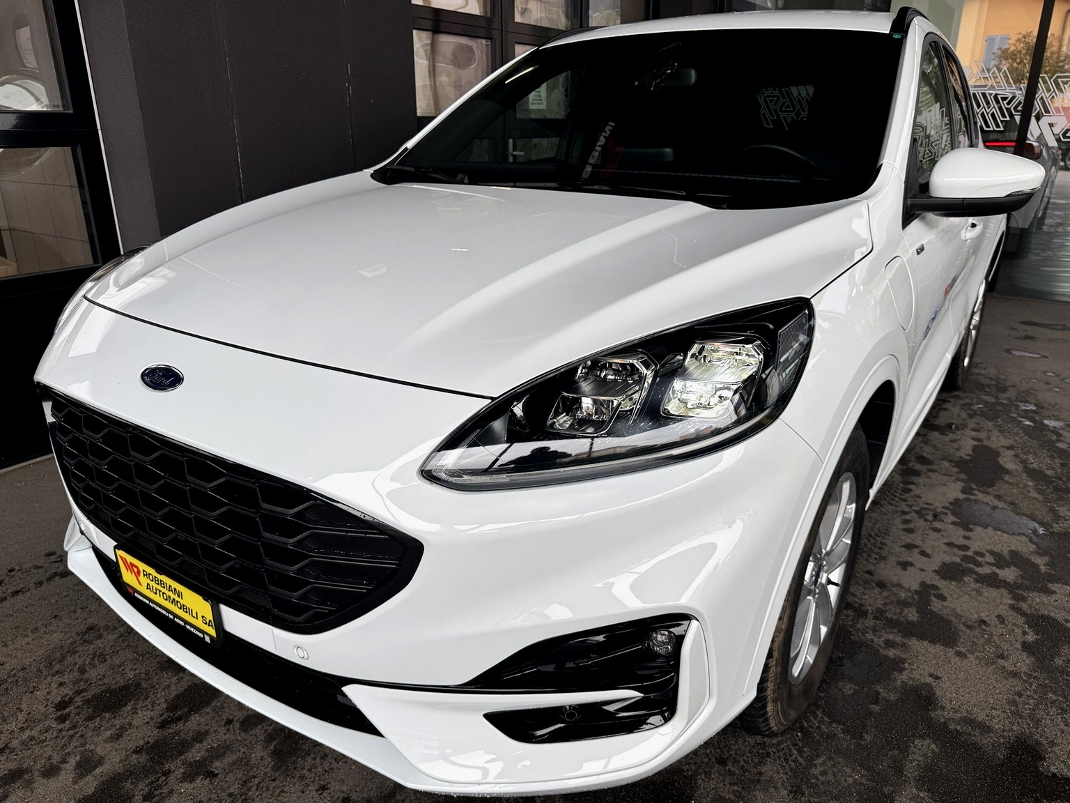 FORD Kuga 2.5 PHEV ST-Line 2WD-image-5