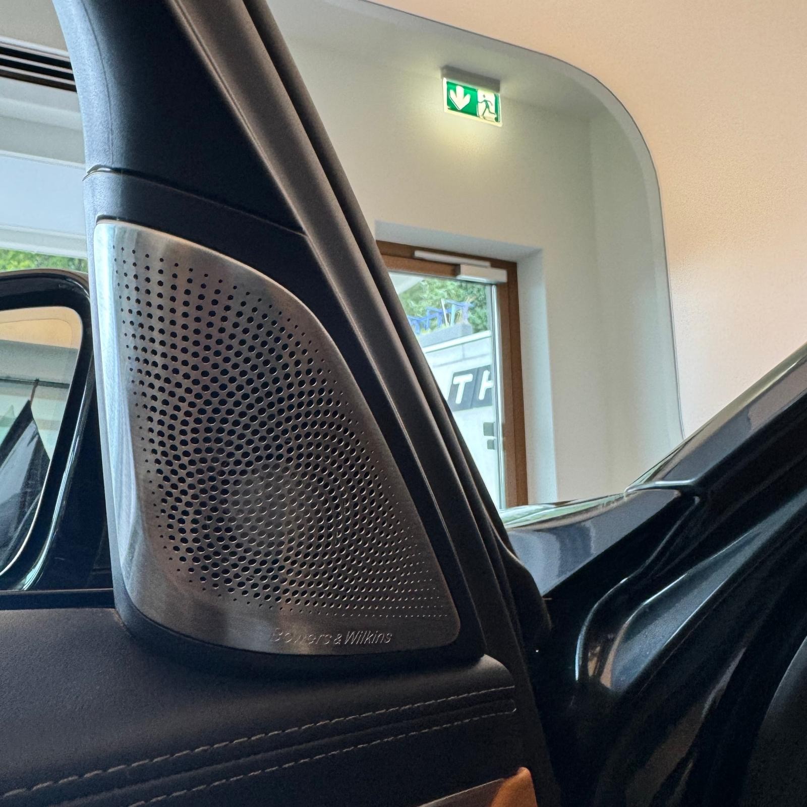 BMW 750d xDrive Steptronic-image-10