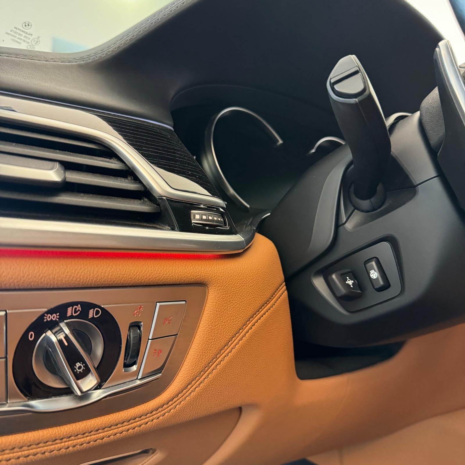 BMW 750d xDrive Steptronic-image-8