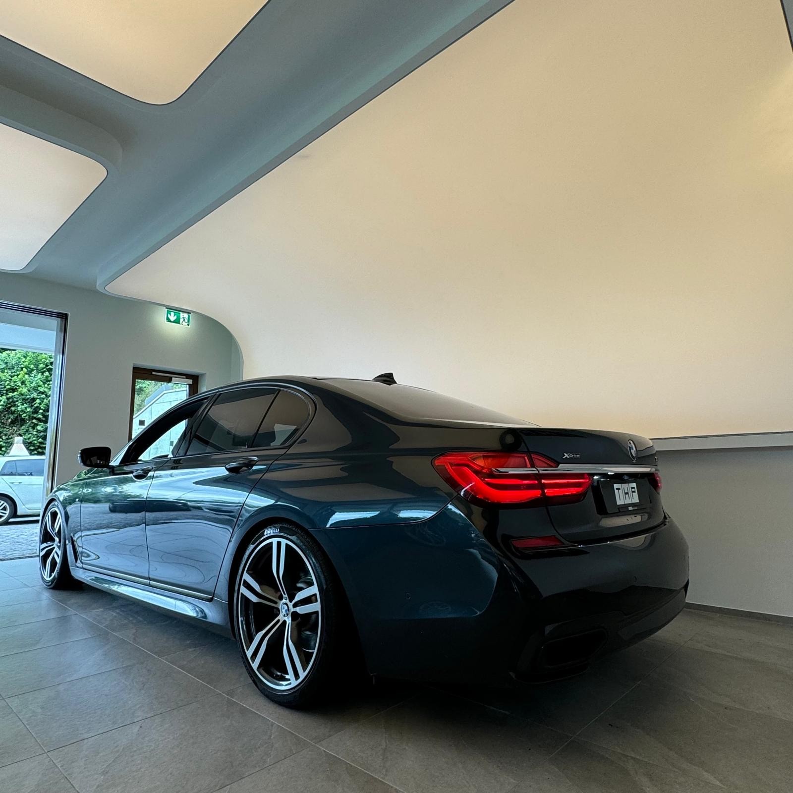BMW 750d xDrive Steptronic-image-4