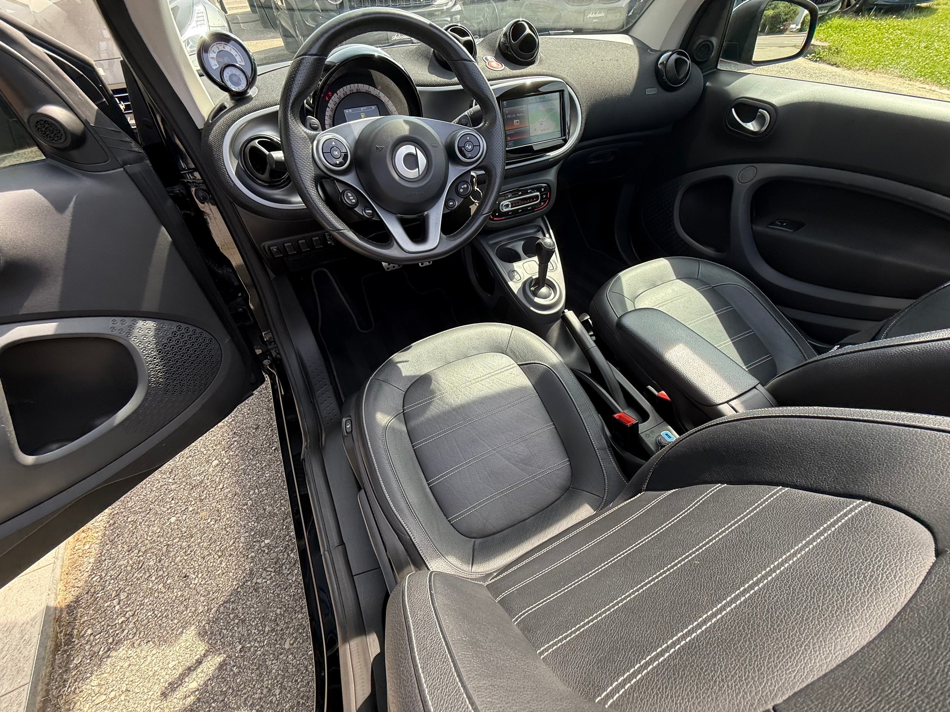 SMART fortwo prime twinmatic-image-9