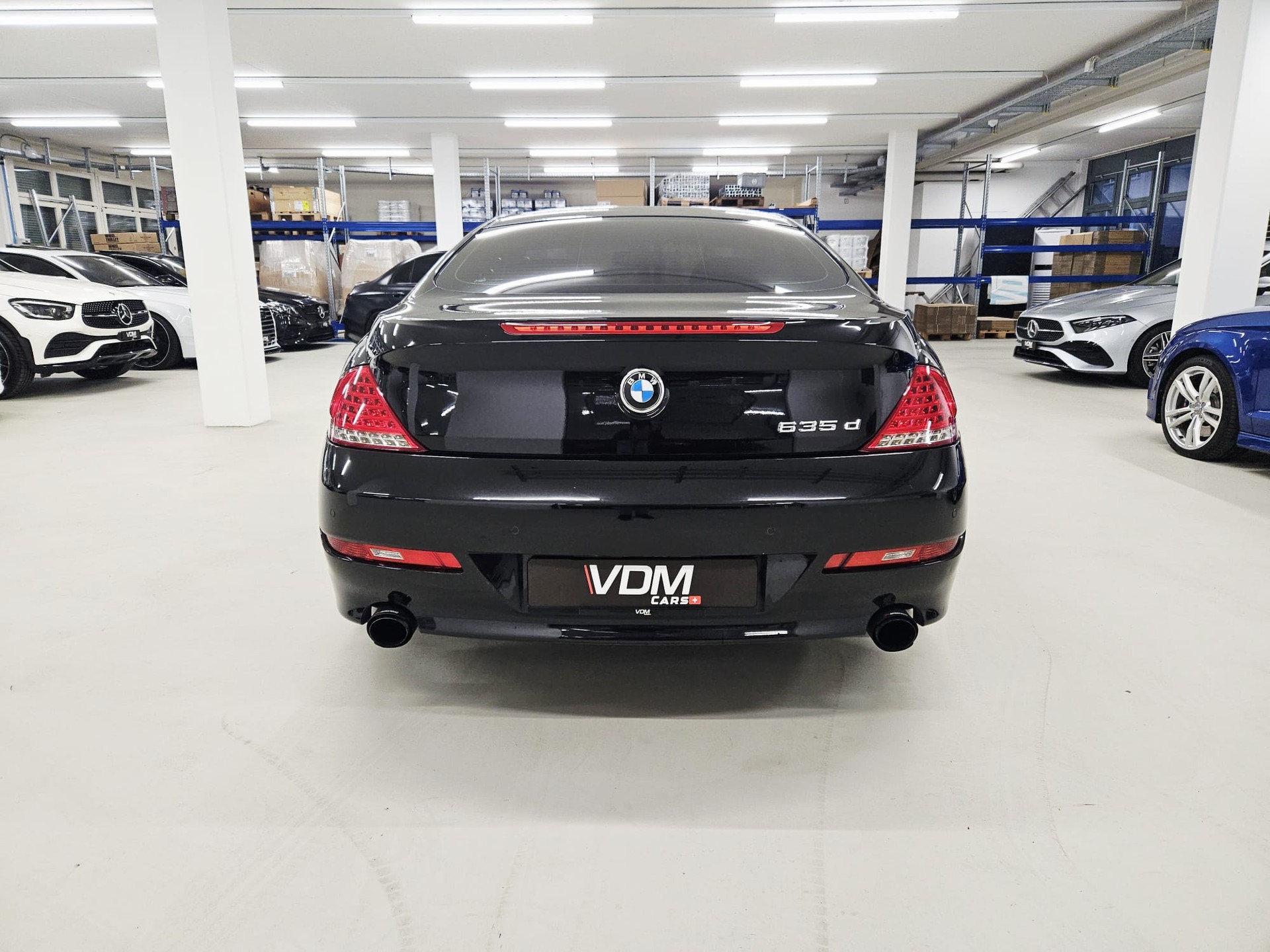 BMW 635d Steptronic-showroom-element-3