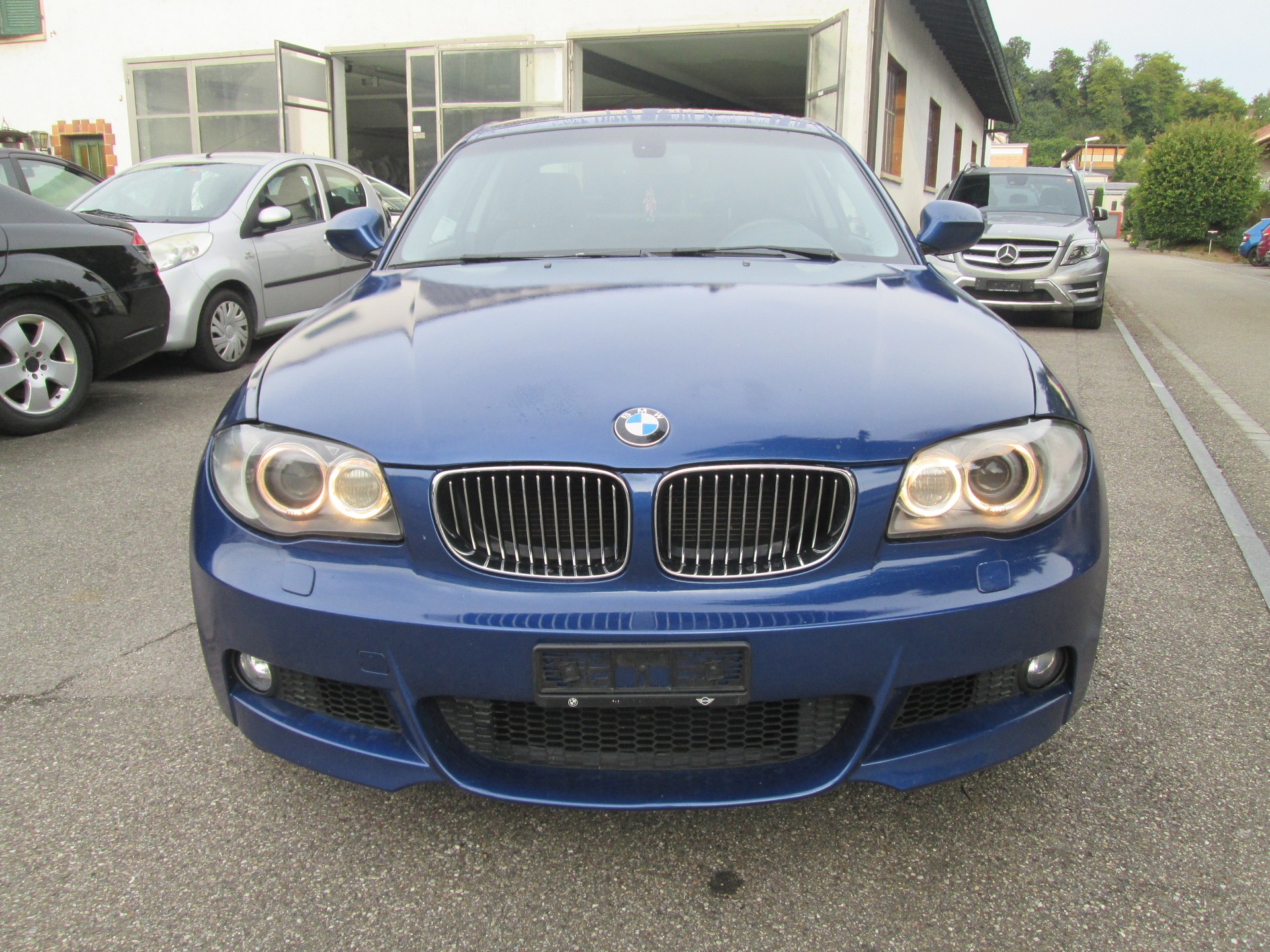 BMW 118d Coupé-image-6