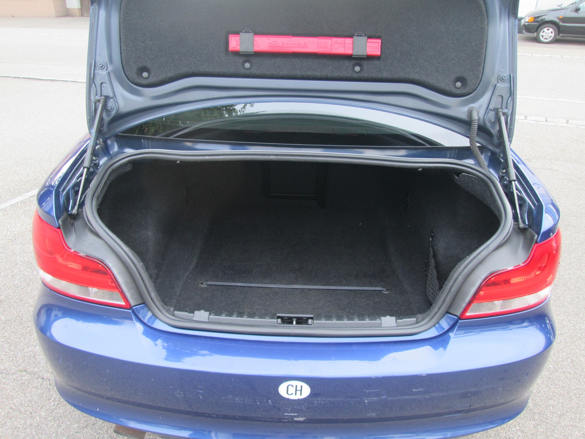 BMW 118d Coupé-image-9