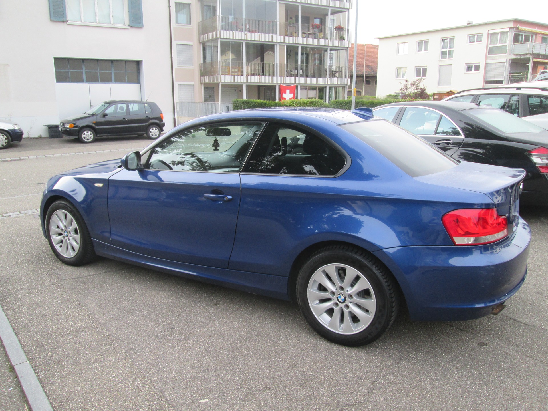 BMW 118d Coupé-image-2