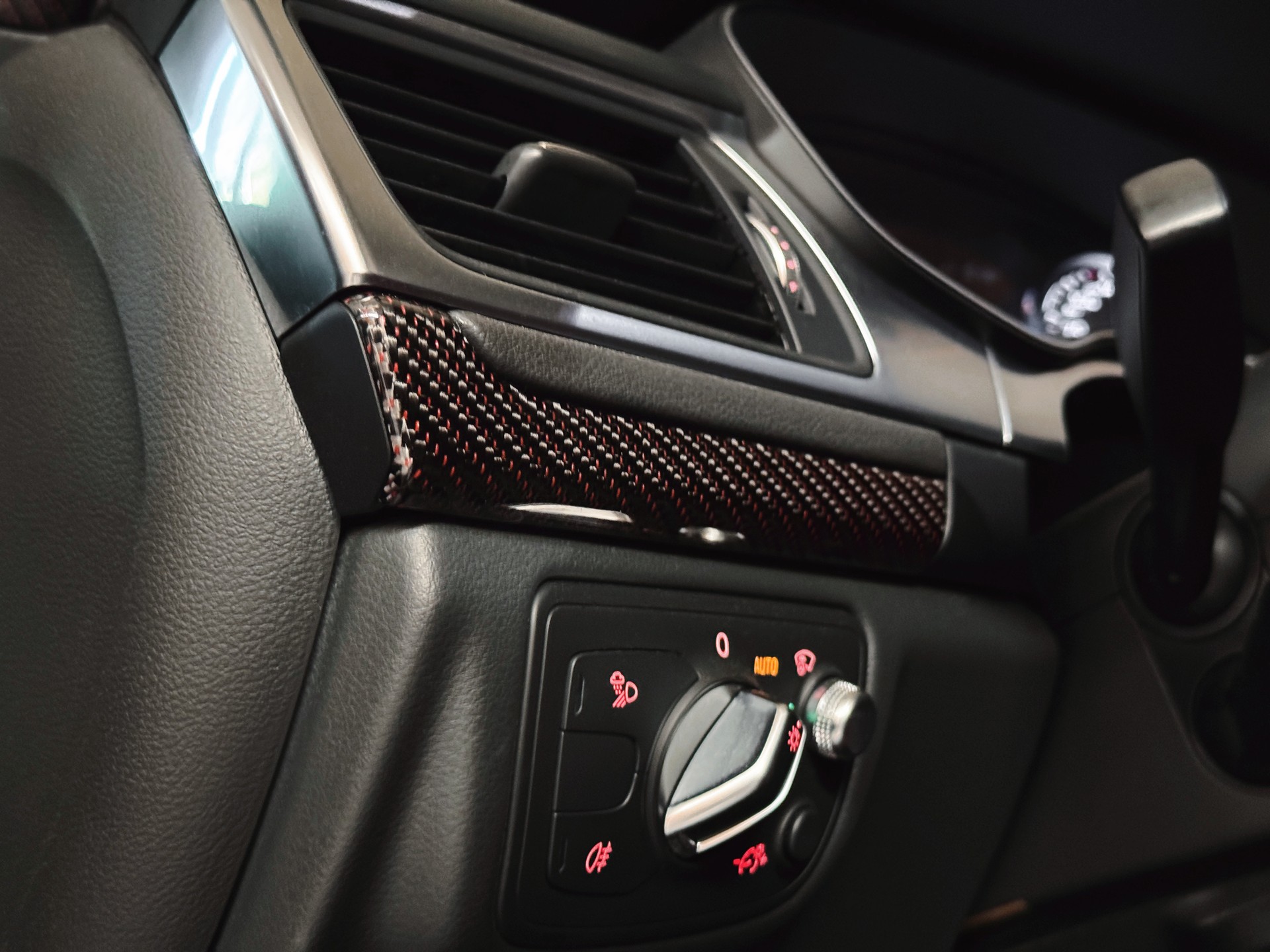 AUDI S7 Sportback 4.0 TFSI V8 quattro S-tronic-image-26
