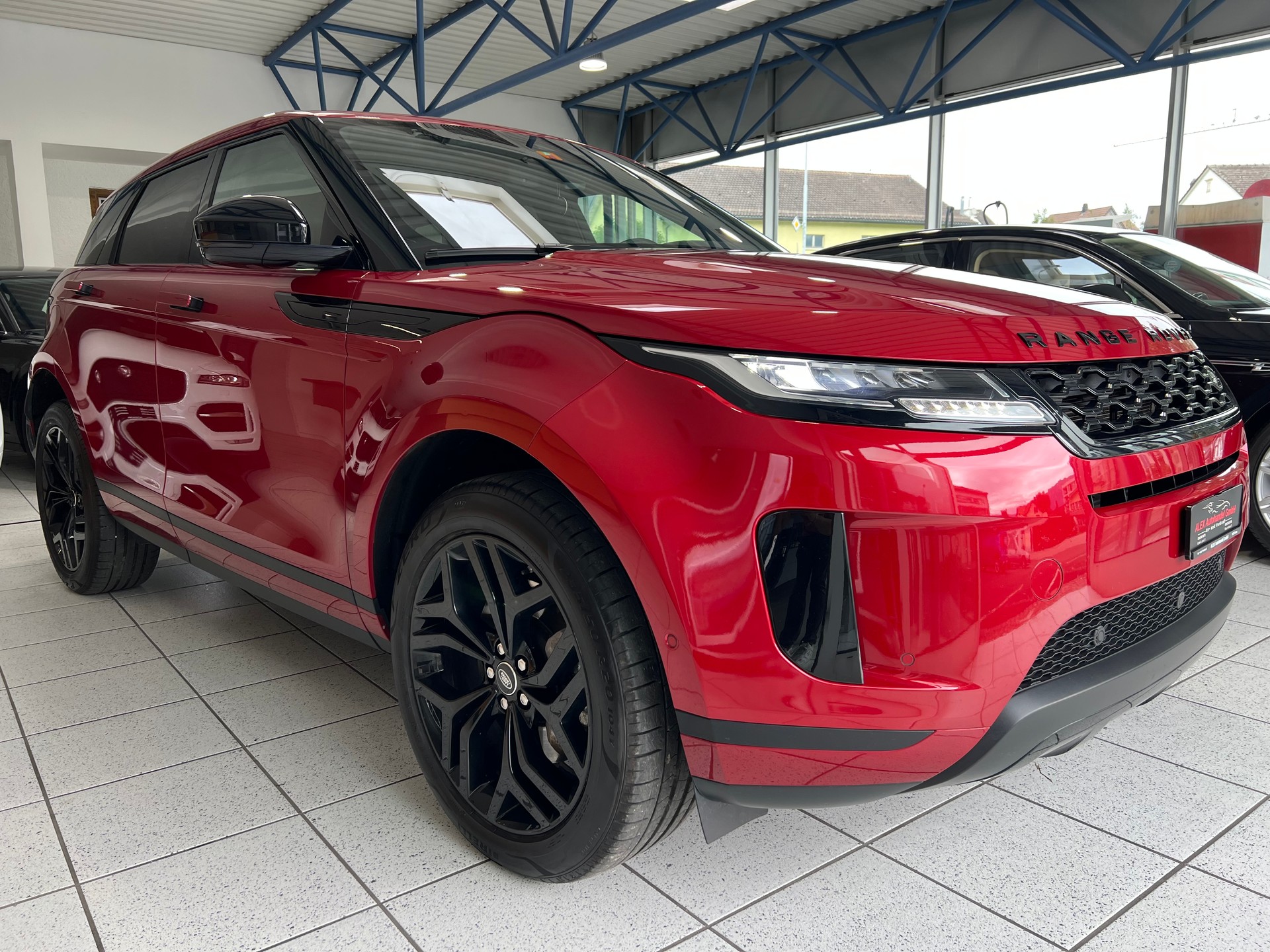 LAND ROVER Range Rover Evoque R-Dynamic P 200 S AT9 (CHF 337.85/Monat)-image-8