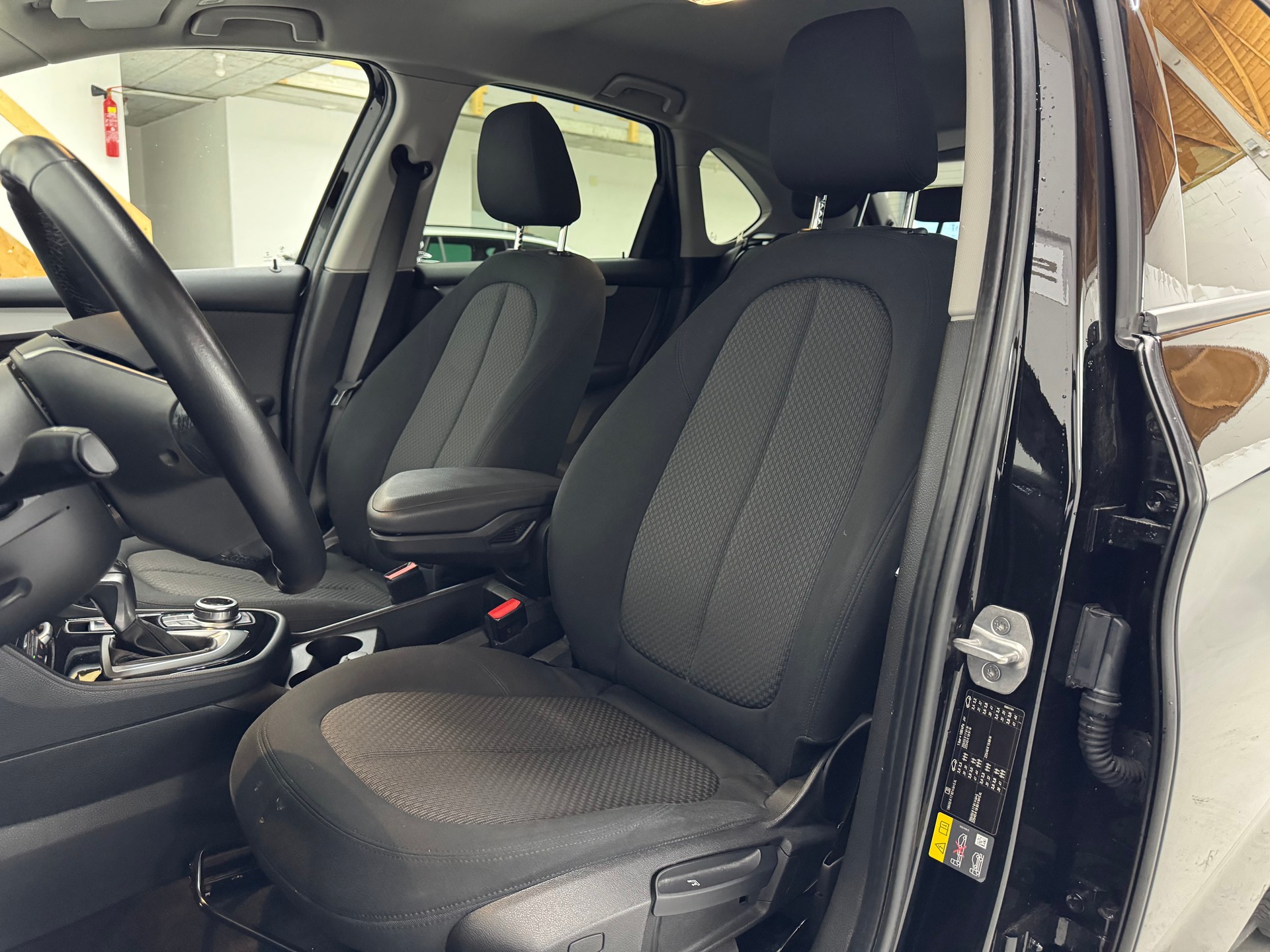 BMW 225xe iPerformance Active Tourer Steptronic-image-9
