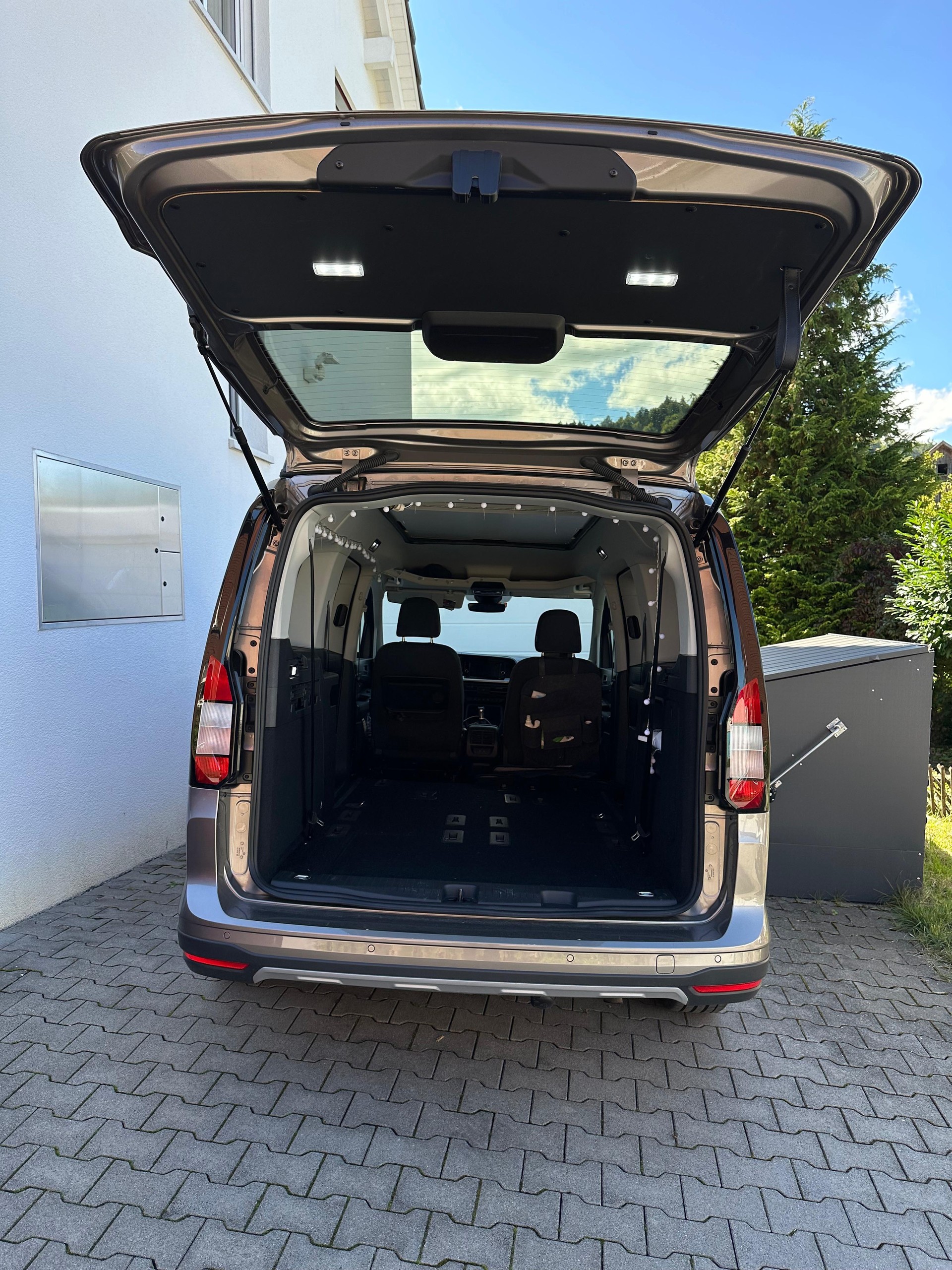 FORD Grand Tourneo Connect 2.0 EcoBlue AWD Active-image-3