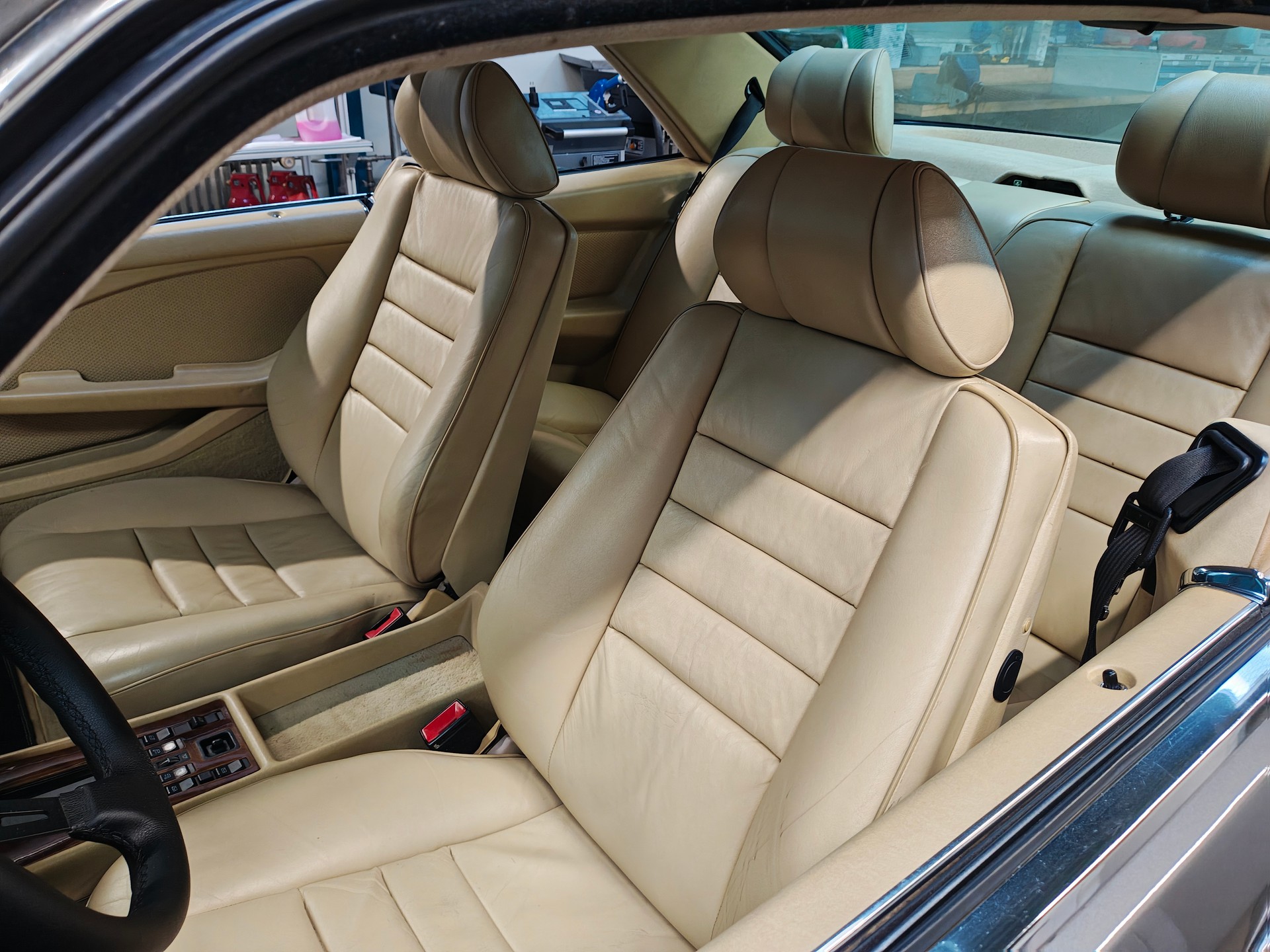MERCEDES-BENZ 380 SEC Automatic-image-7