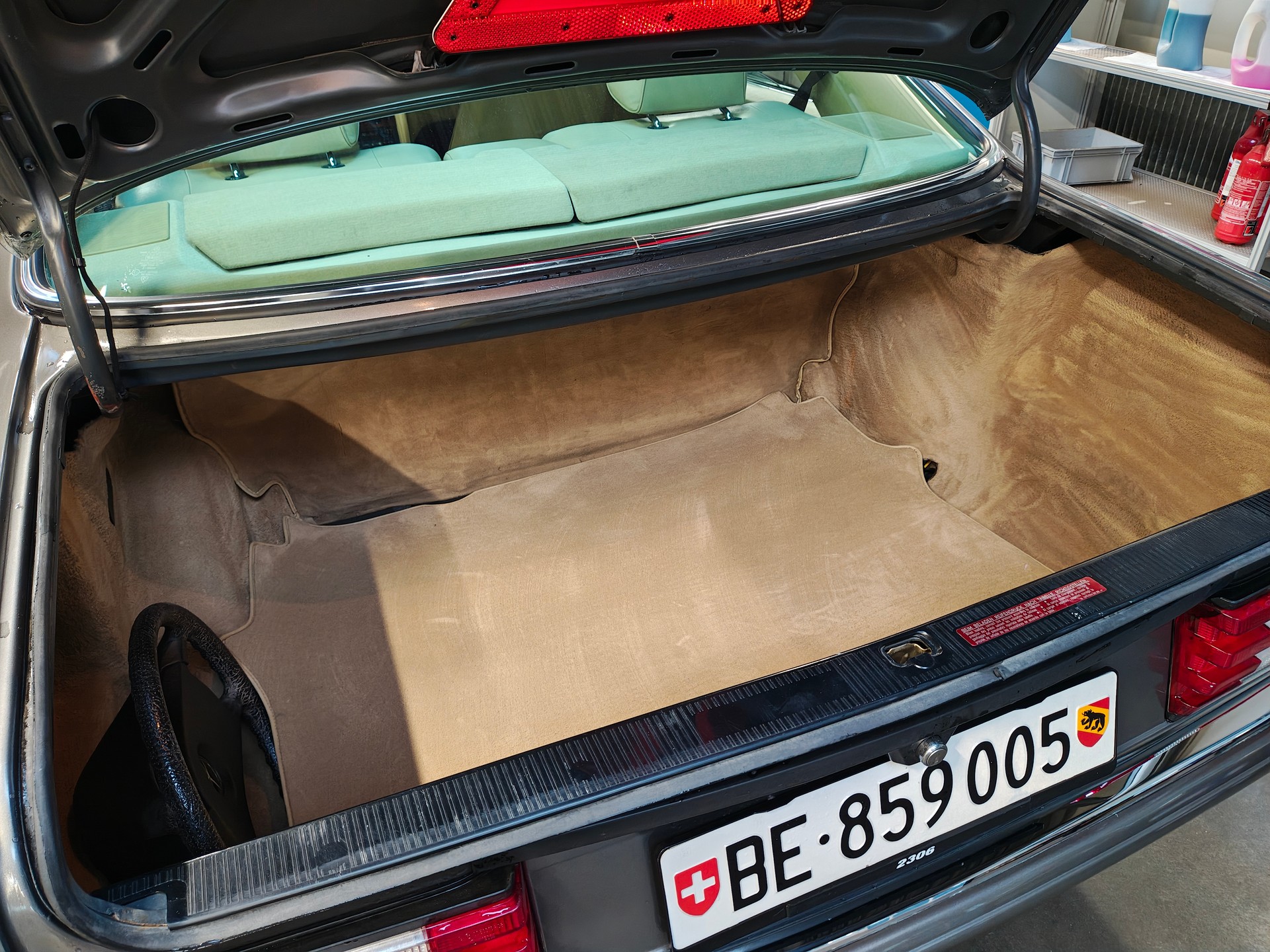 MERCEDES-BENZ 380 SEC Automatic-image-8
