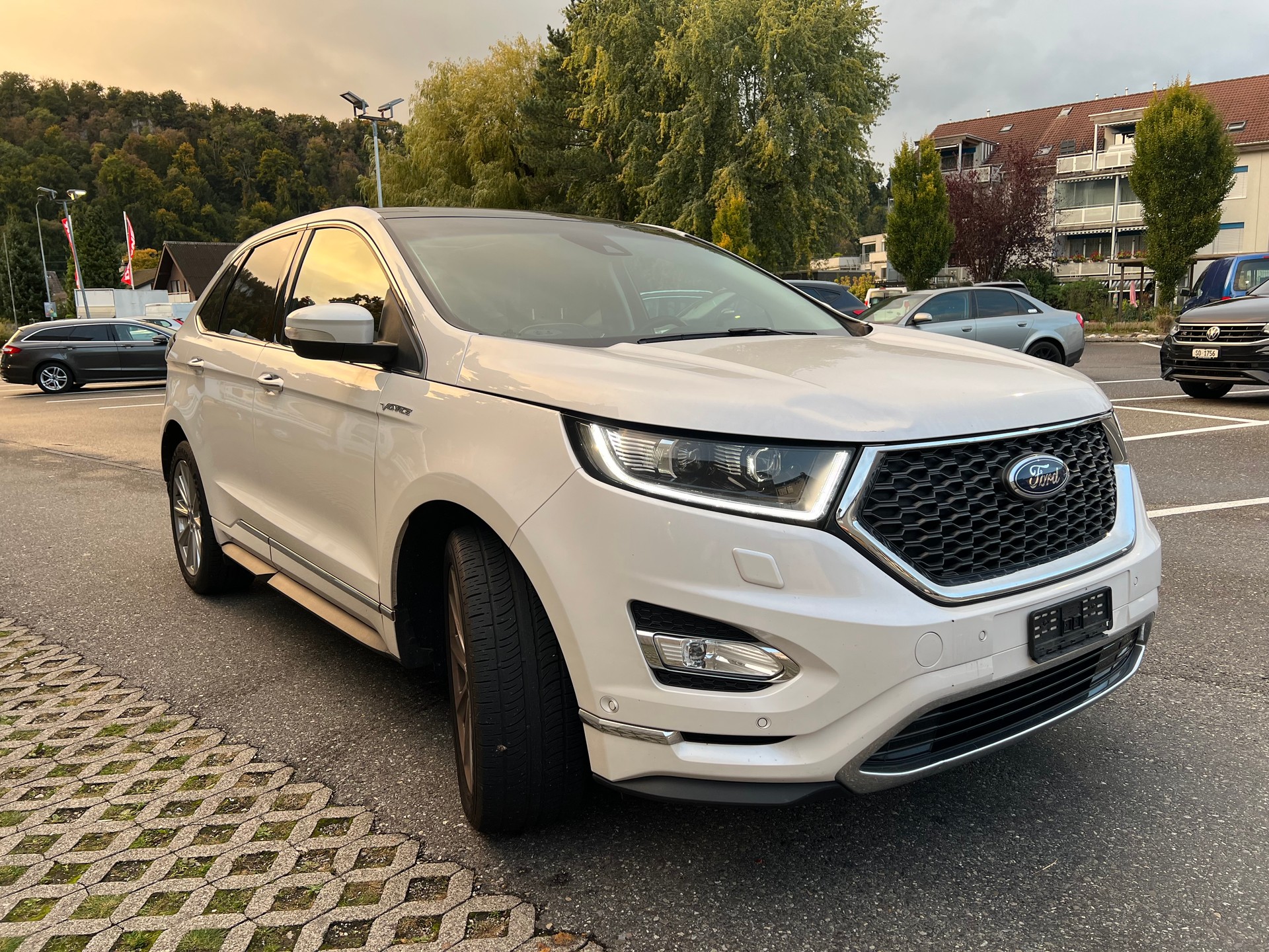 FORD Edge 2.0 TDCi Vignale 4WD PowerShift-image-2