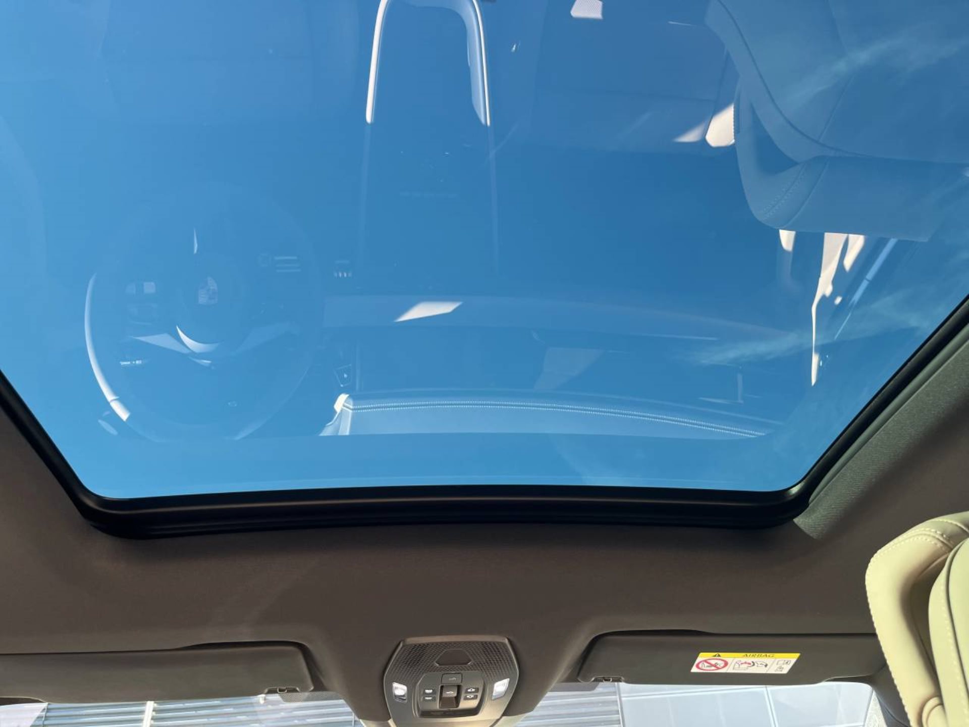 PORSCHE Macan 4S-image-24