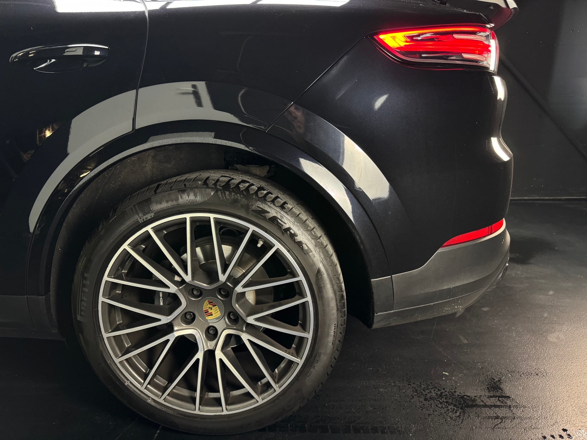 PORSCHE Cayenne Coupé-image-8