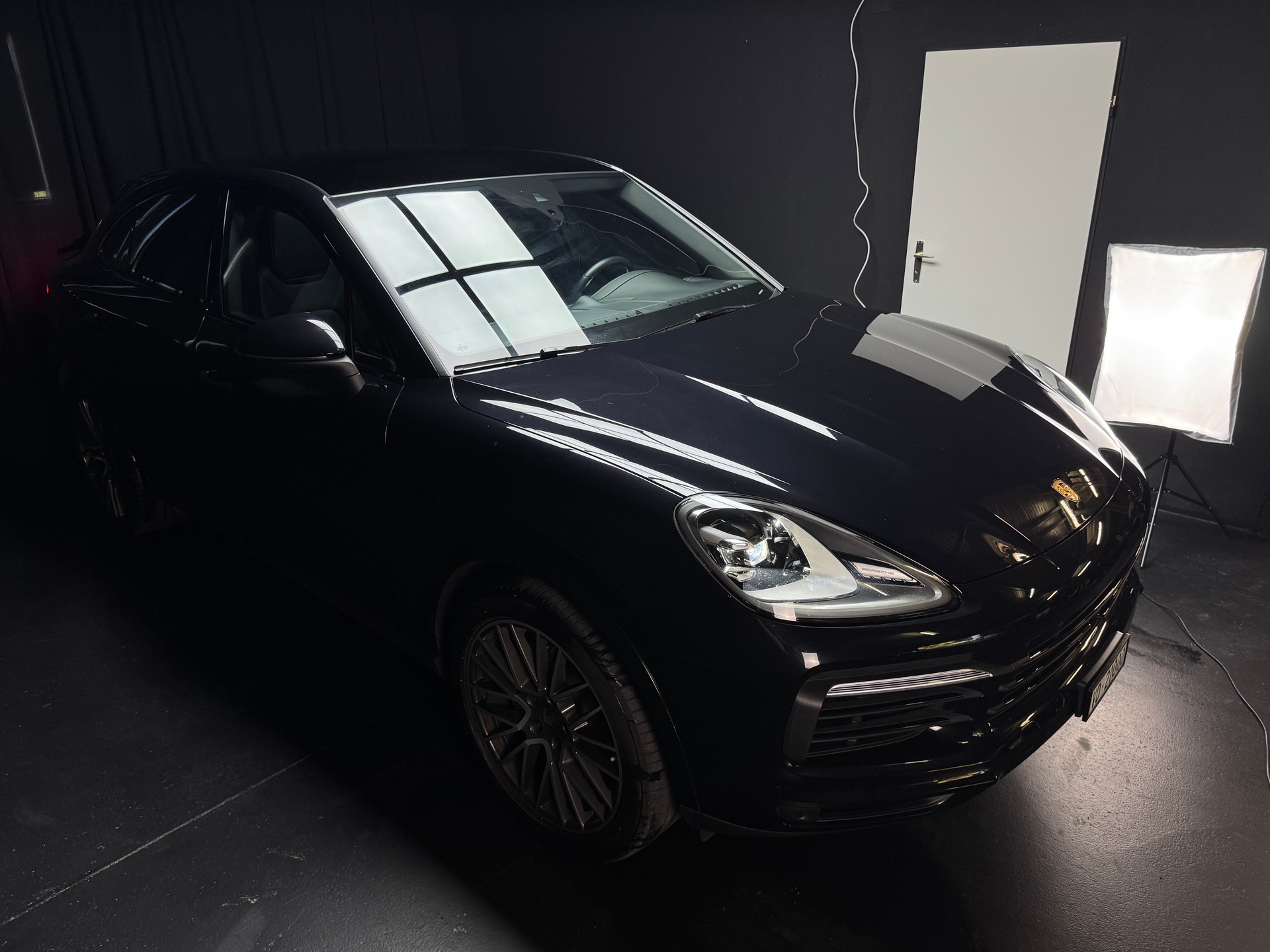 PORSCHE Cayenne Coupé-image-4
