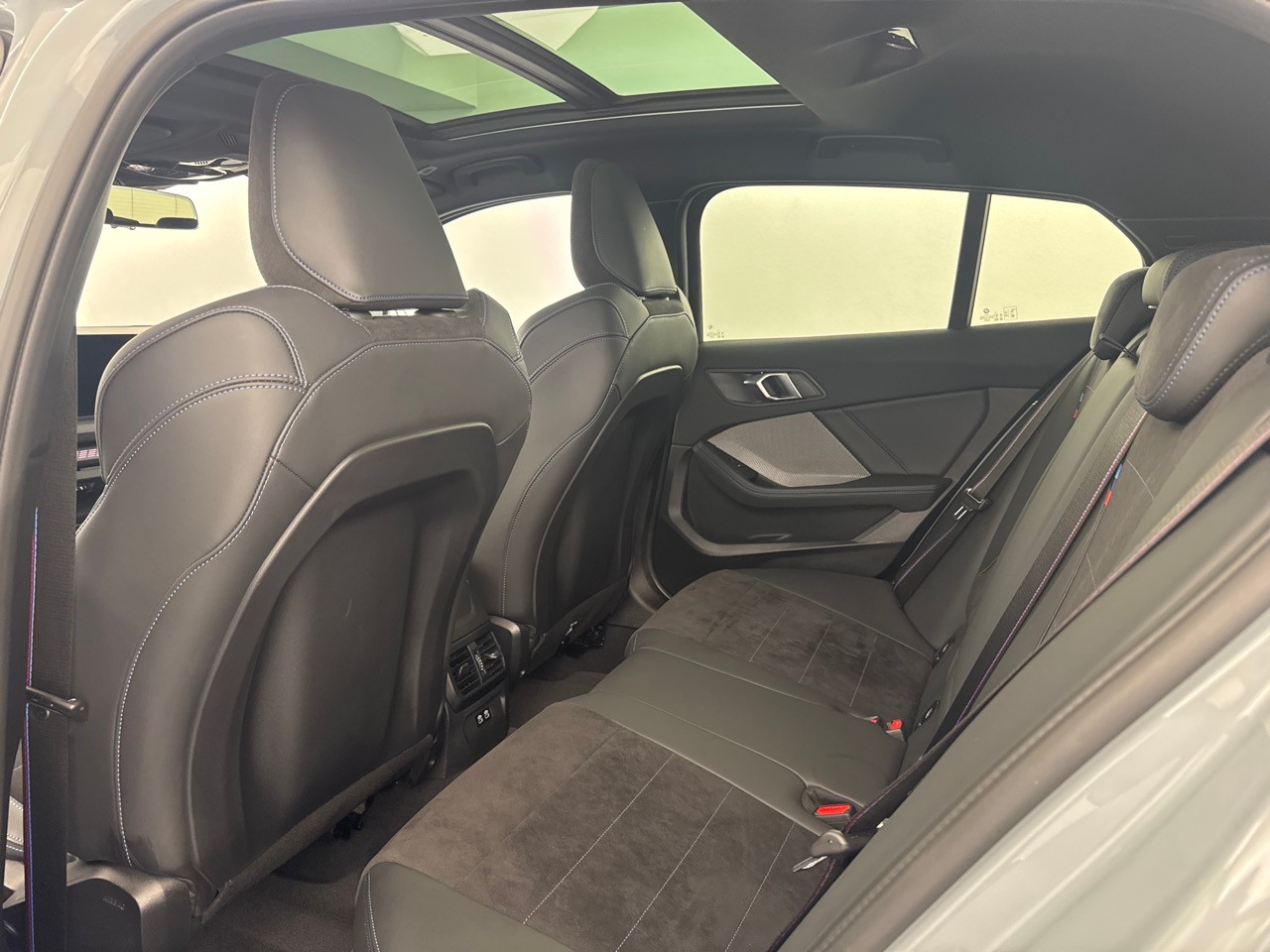 BMW 120 M Sport Pro Steptronic-image-5