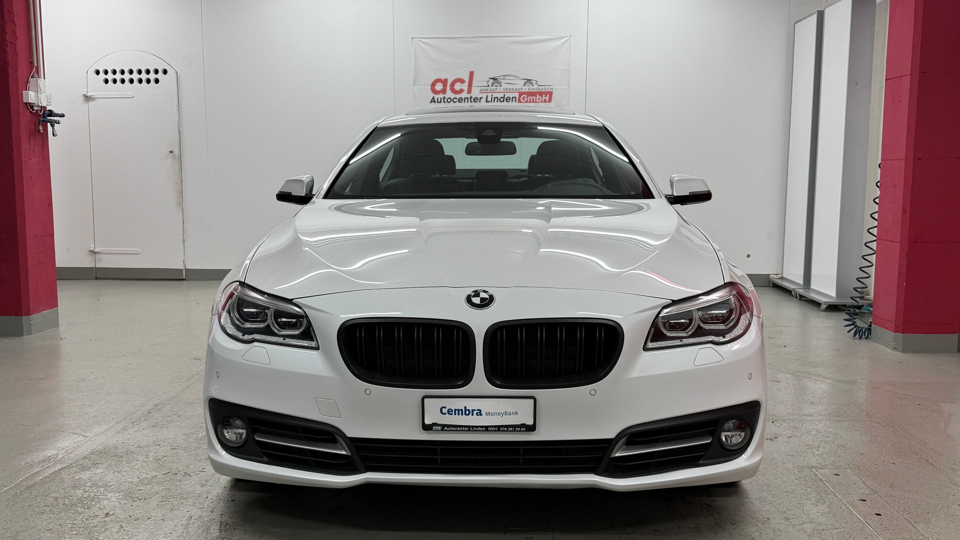 BMW 525d xDrive Luxury Line Steptronic, ab MFK 05.11.2025, 8 fach berädert, Panoram ele. Schiebendach,-showroom-element-1