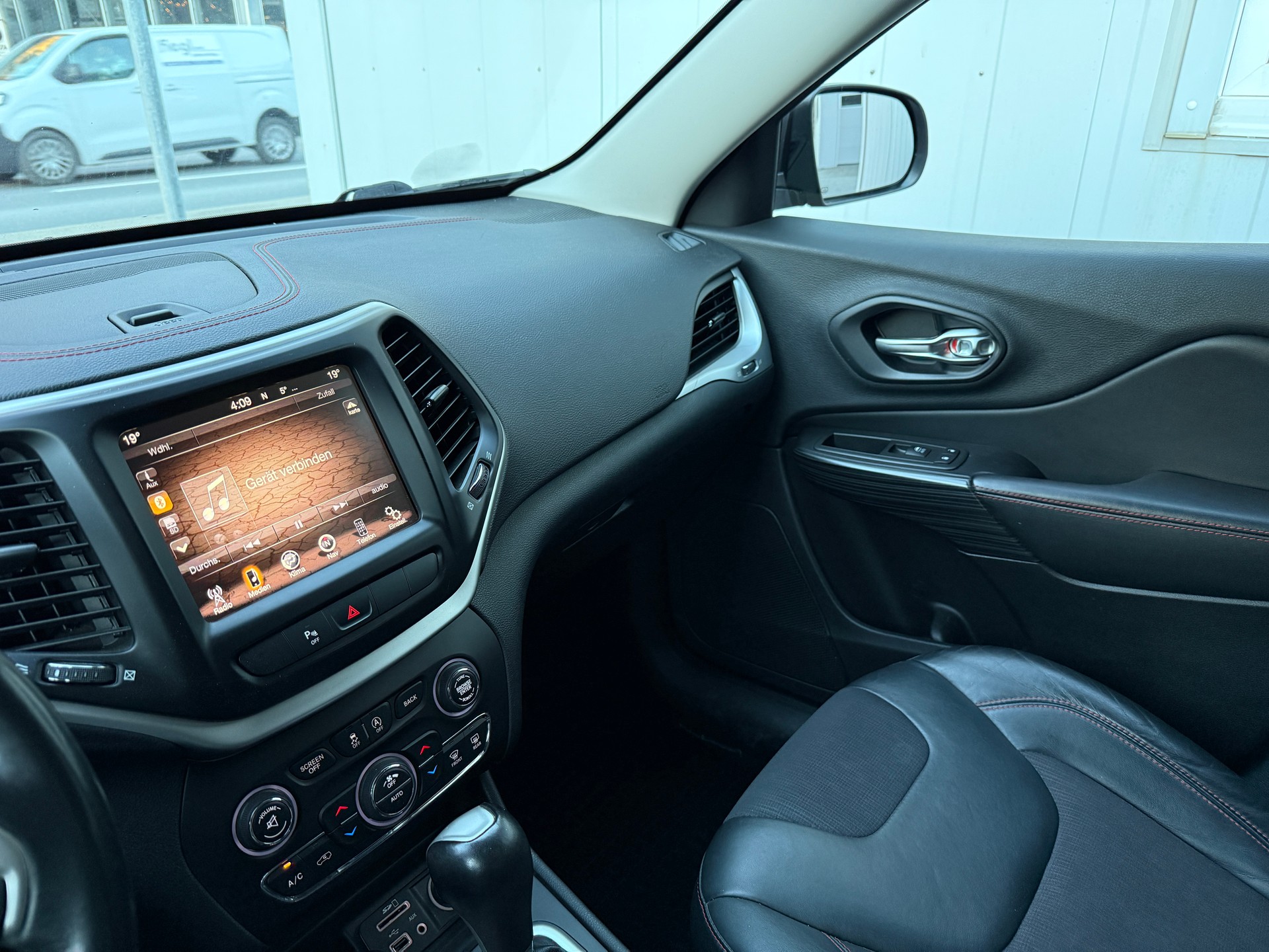 JEEP Cherokee 3.2 Trailhawk AWD 9ATX-image-13