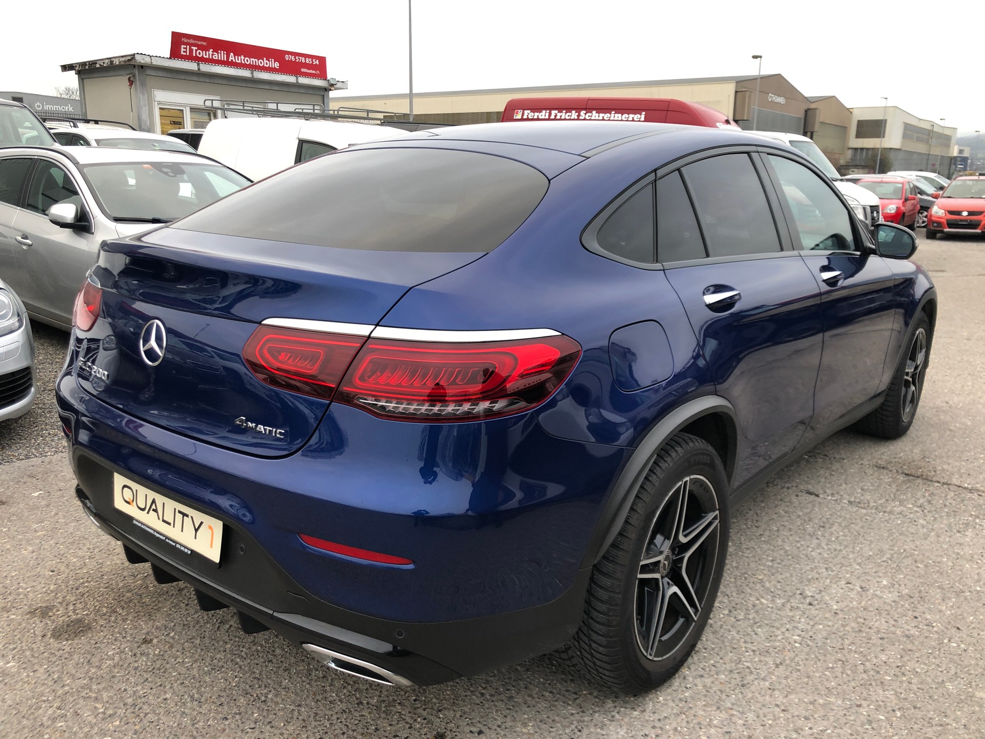 MERCEDES-BENZ GLC Coupé 200 AMG Line 4Matic 9G-Tronic-showroom-element-3
