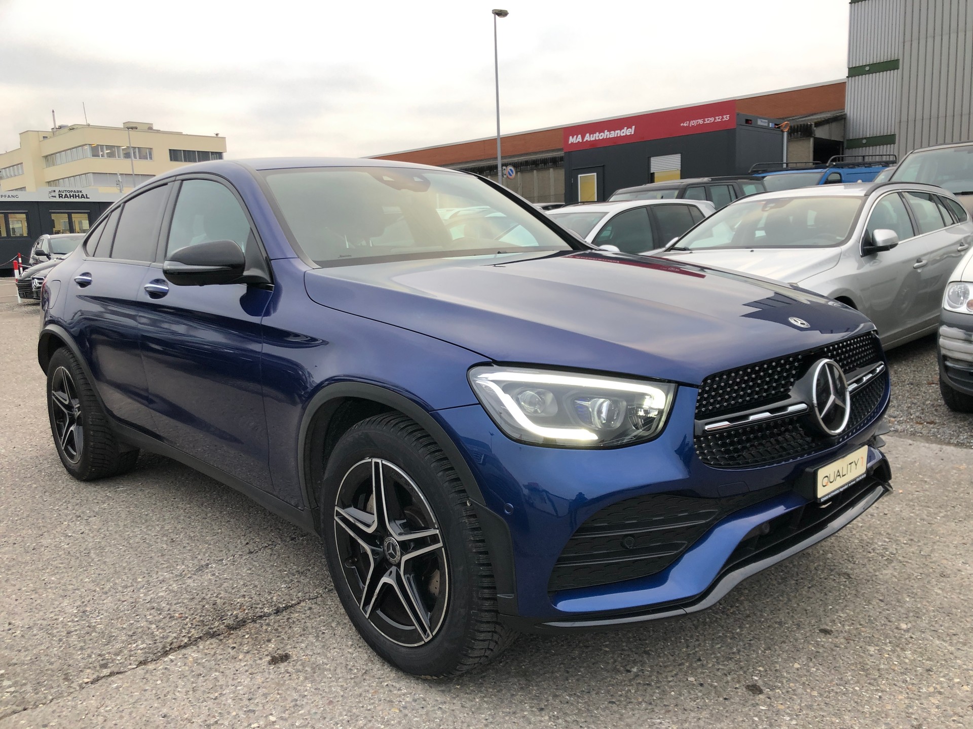 MERCEDES-BENZ GLC Coupé 200 AMG Line 4Matic 9G-Tronic-showroom-element-2