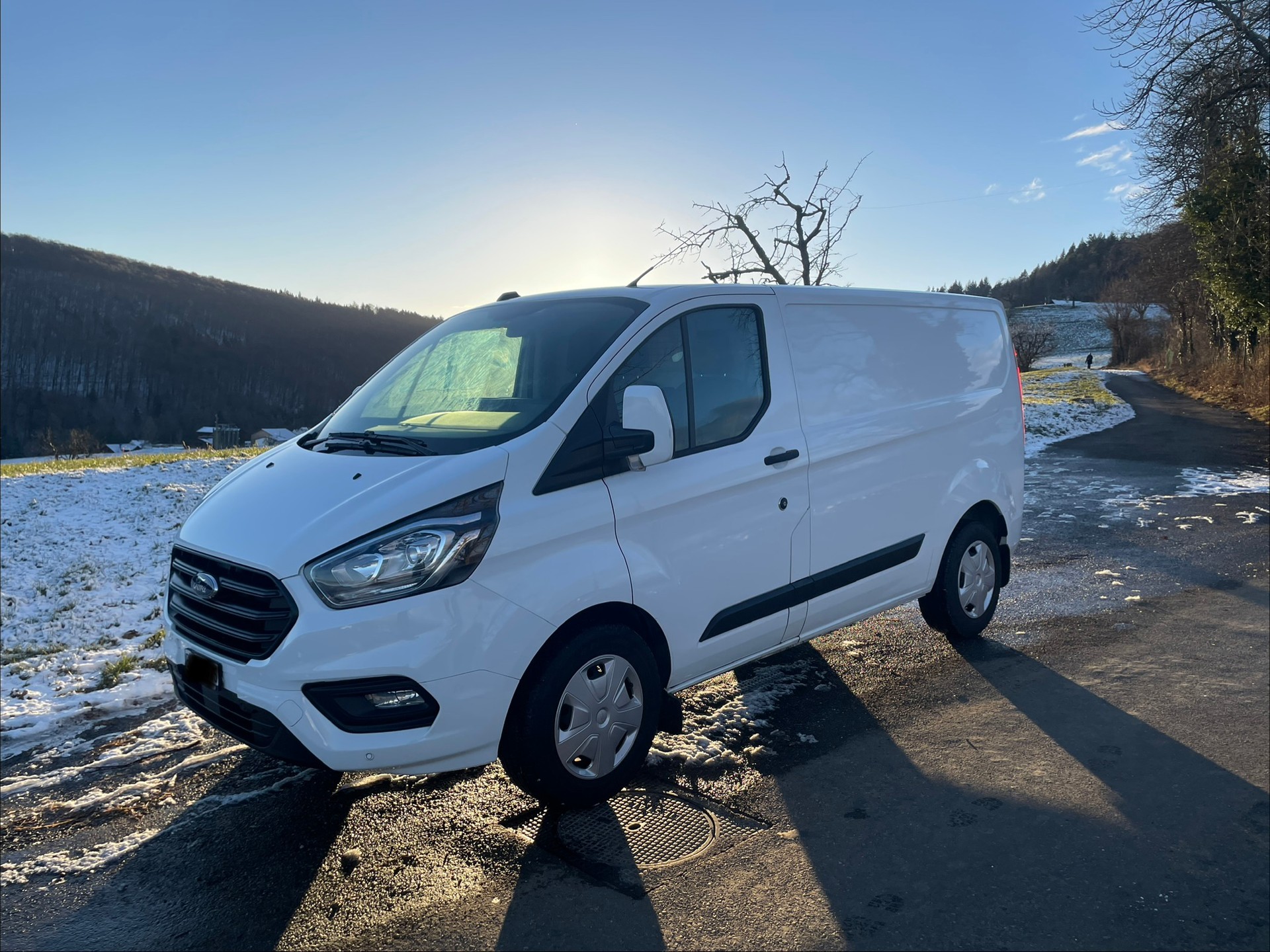 FORD Transit Custom Van 300 L1H1 Trend A-image-0