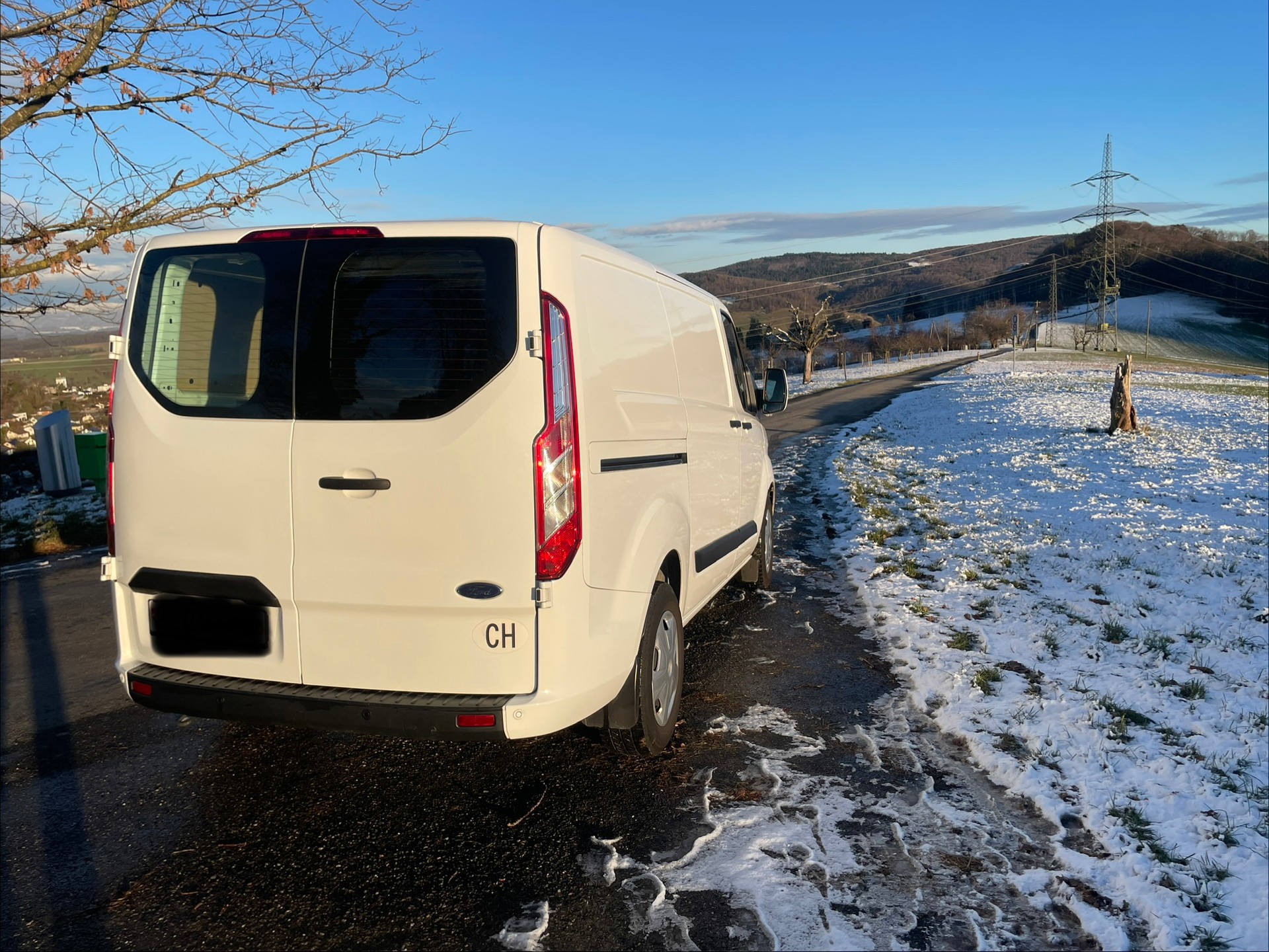 FORD Transit Custom Van 300 L1H1 Trend A-image-4
