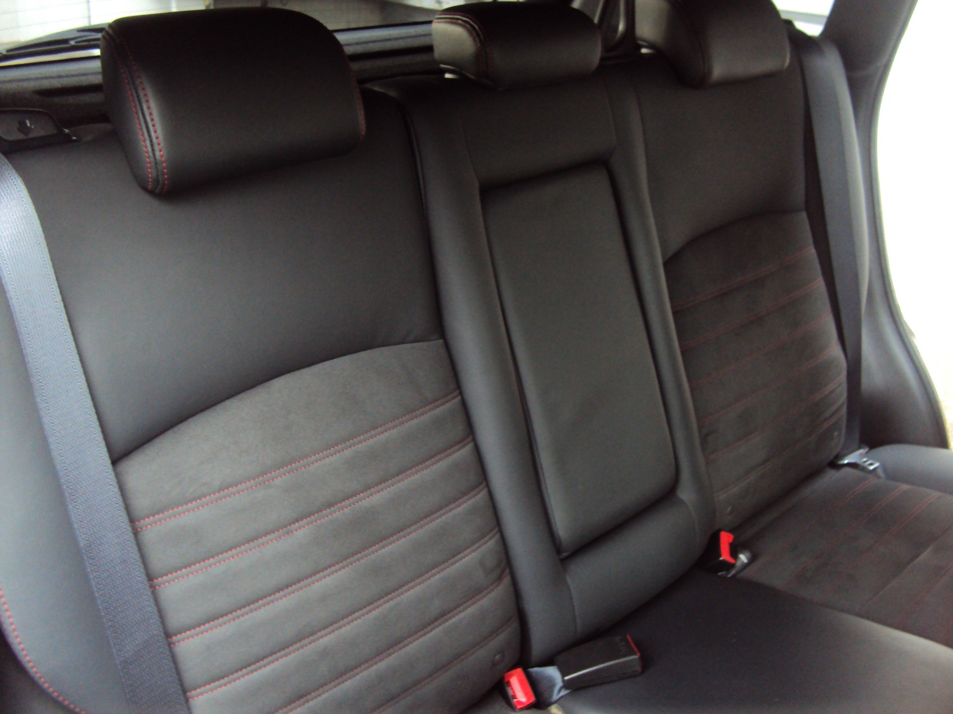 MITSUBISHI ASX 2.0 MIVEC Style 2WD Automat-image-15