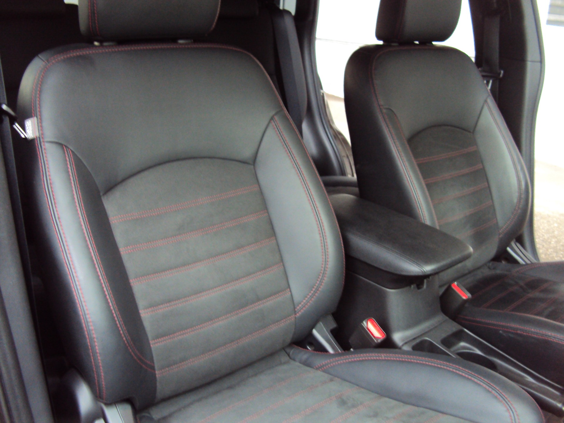 MITSUBISHI ASX 2.0 MIVEC Style 2WD Automat-image-14