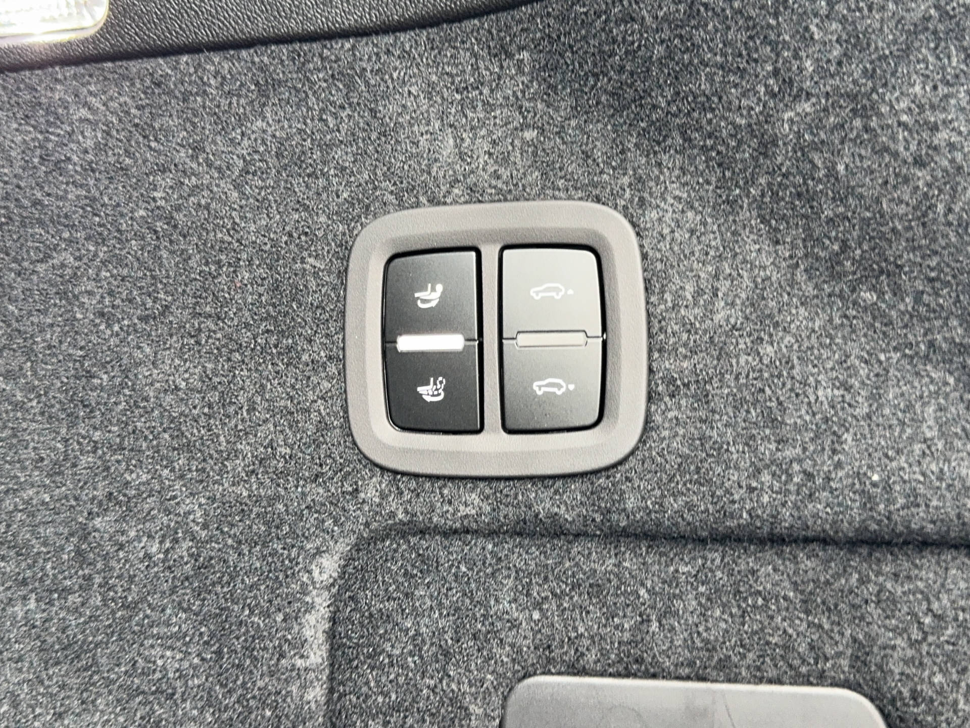 PORSCHE Cayenne S E-Hybrid Coupé-image-13