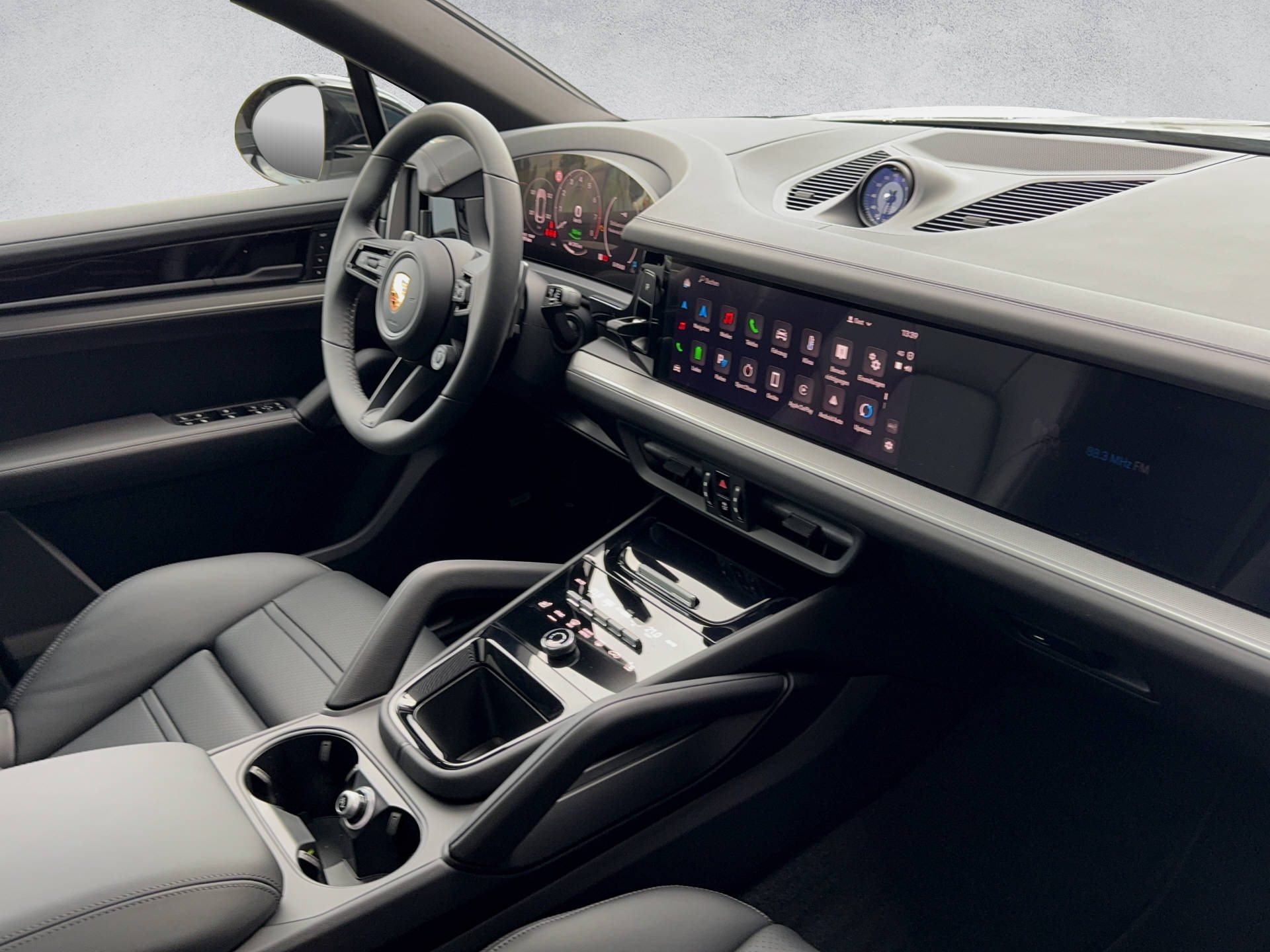PORSCHE Cayenne S E-Hybrid Coupé-image-7