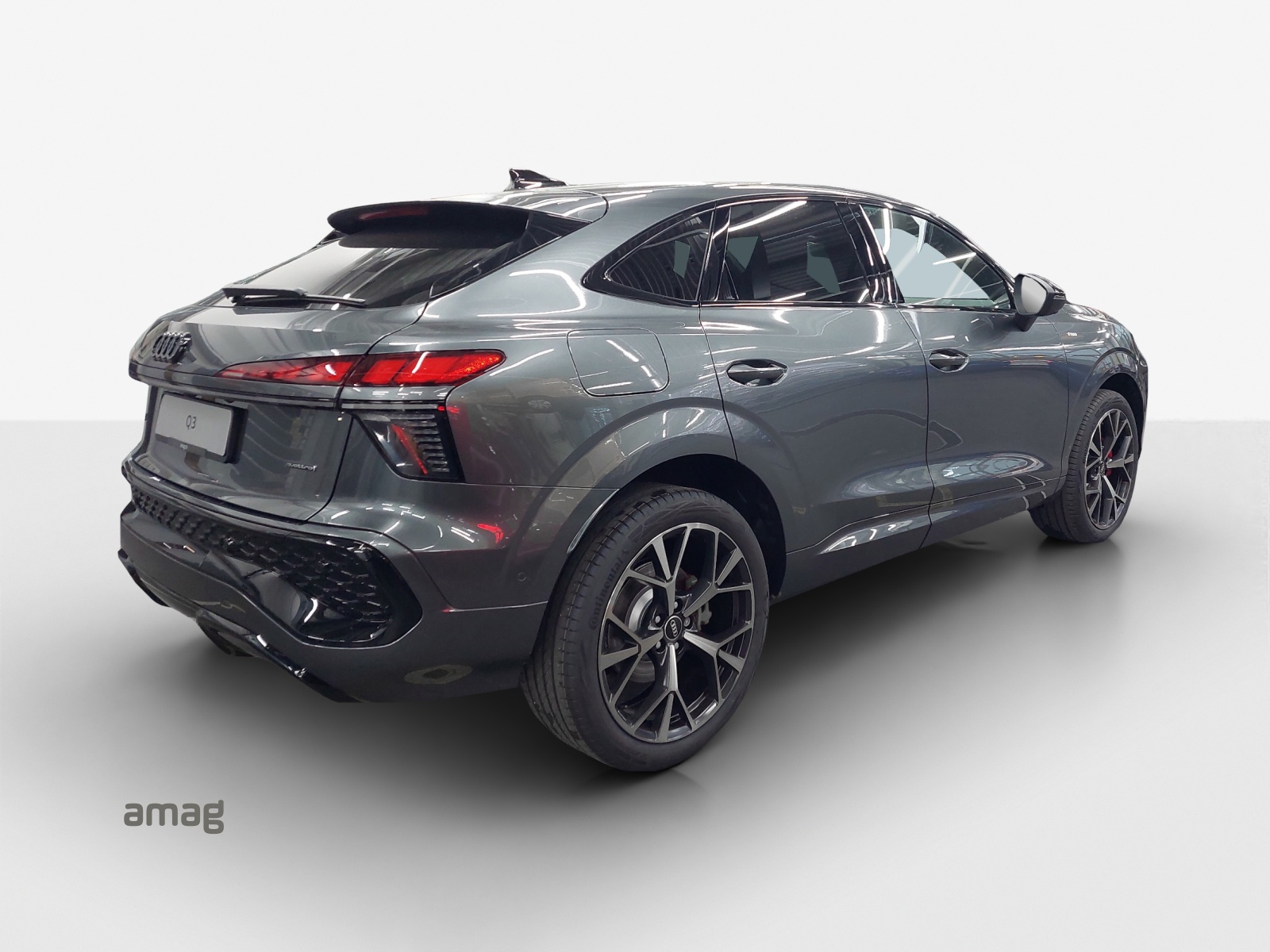 AUDI Q3 Sportback TFSI quattro 195 kW S tronic-image-4
