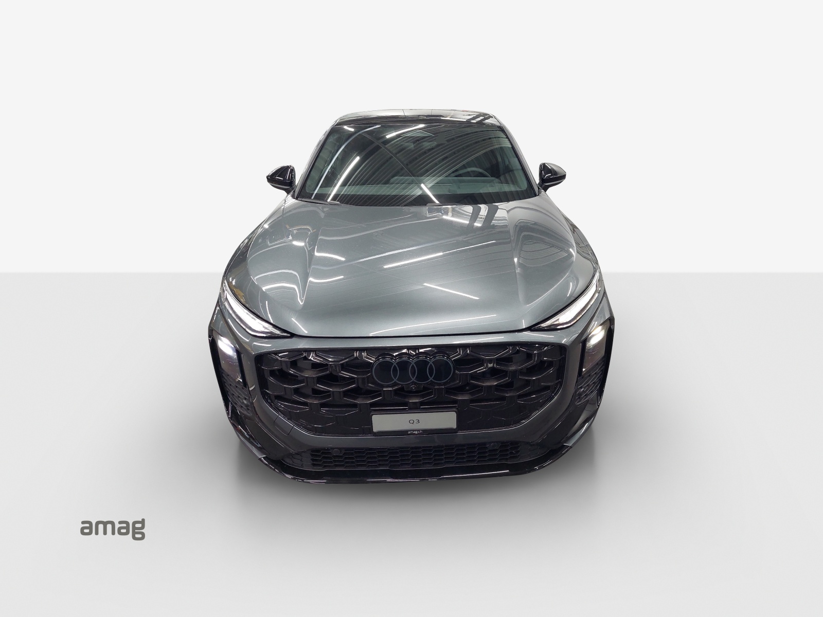 AUDI Q3 Sportback TFSI quattro 195 kW S tronic-image-15